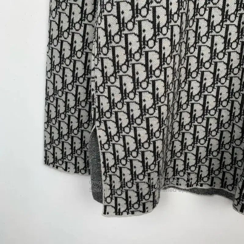 Dior Dior Black Cashmere Women's Pullover Sweater . Size M / US 6-8 / IT 42-44 - 4 Thumbnail