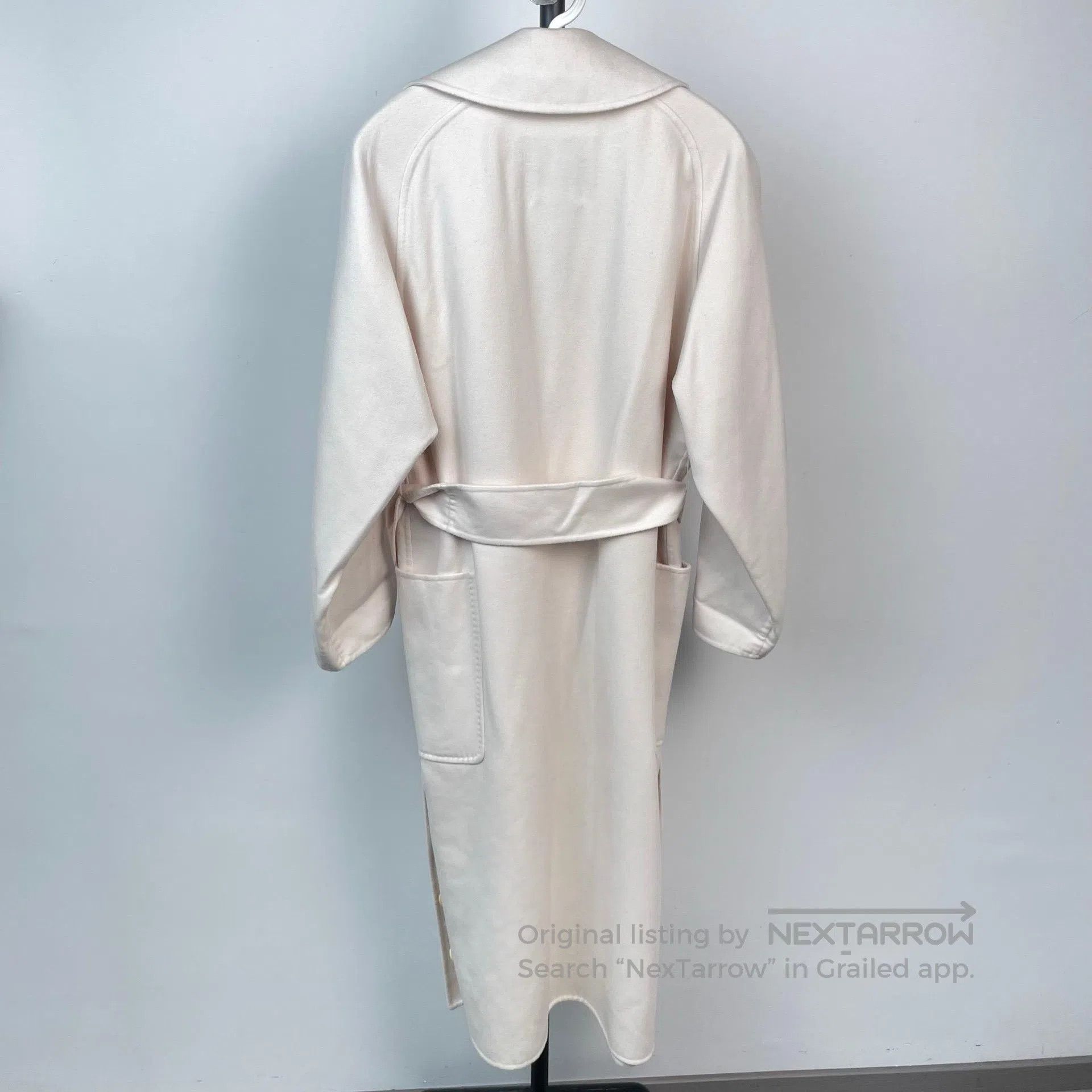Max Mara Max Mara White Cashmere Wool Tweed Hem Button Long Coat Ja Size 4XL / US 24-26 - 2 Thumbnail