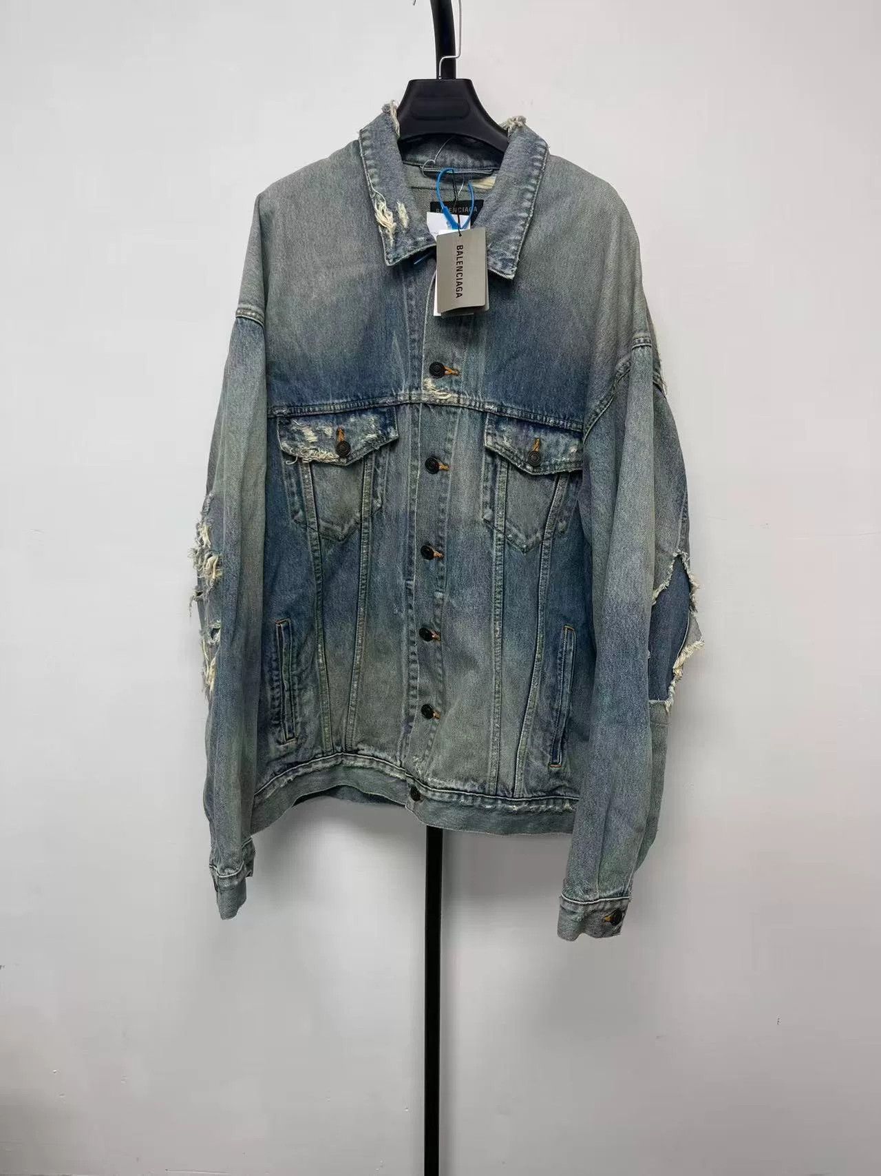 Balenciaga Balenciaga Distressed Denim Jacket Men Size US S / EU 44-46 / 1 - 1 Thumbnail