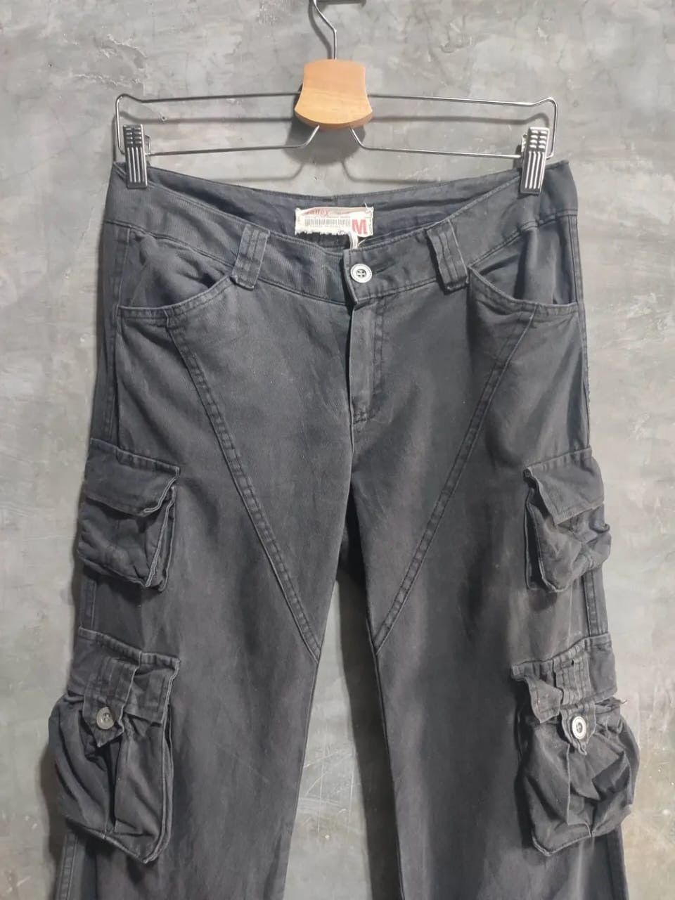 Other Valley black wash Cargo 3D Multipocket Low rise Pants Size US 29 - 2 Thumbnail