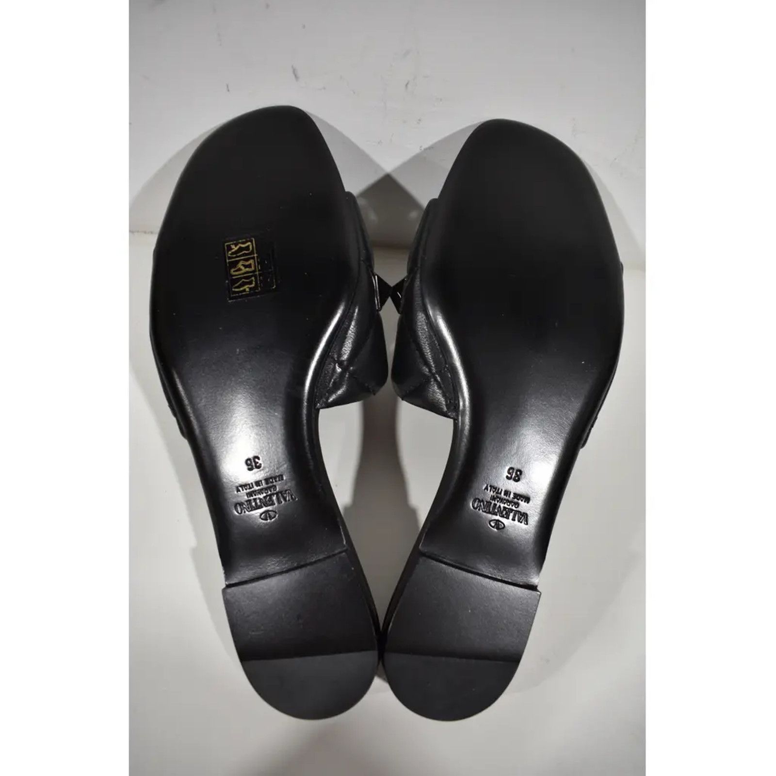 Valentino Valentino Rockstud Roman Stud Black Leather Quilted Slide Size US 6 / IT 36 - 12 Thumbnail