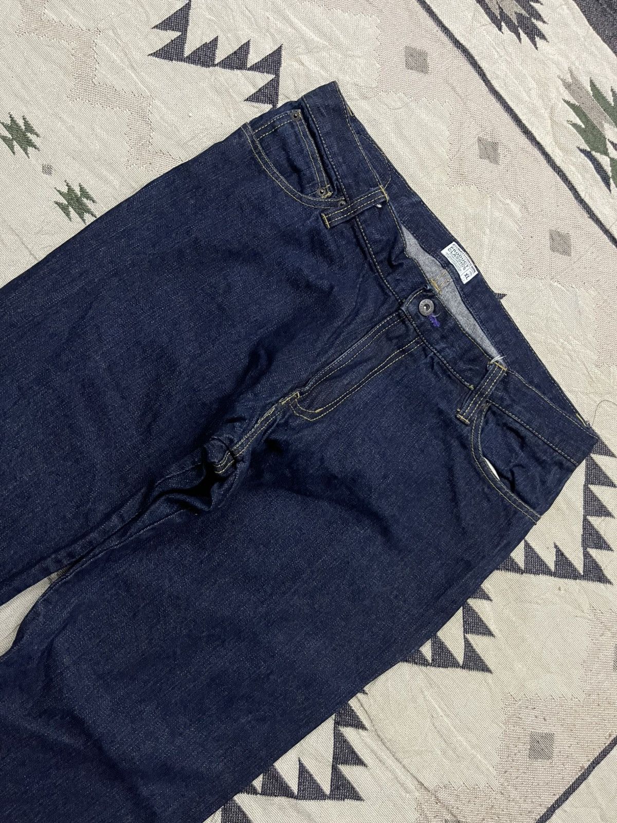 Beauty Beast 00s UNDISPUTED CHAMP GENUINE PRODUCT EMBROIDERED LOGO JEANS Size US 35 - 11 Thumbnail