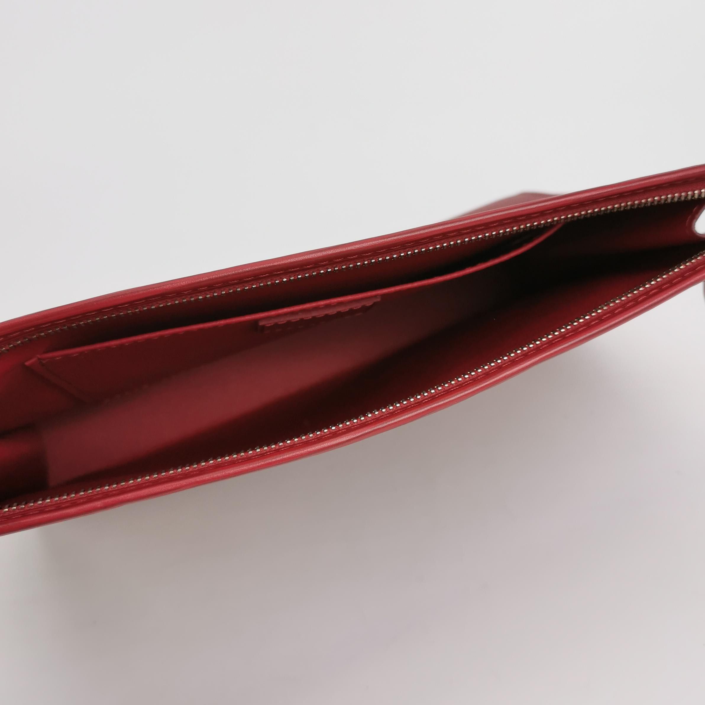 Louis Vuitton Louis Vuitton (LV) toiletry bag 26 cowhide solid color wate Size ONE SIZE - 3 Thumbnail