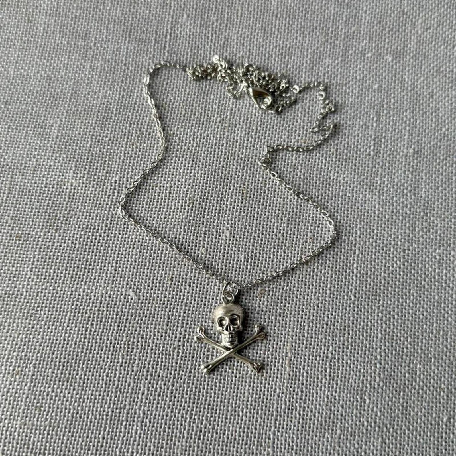 Other PIRATE SKULL & BONES NECKLACE MENS Size ONE SIZE - 3 Thumbnail