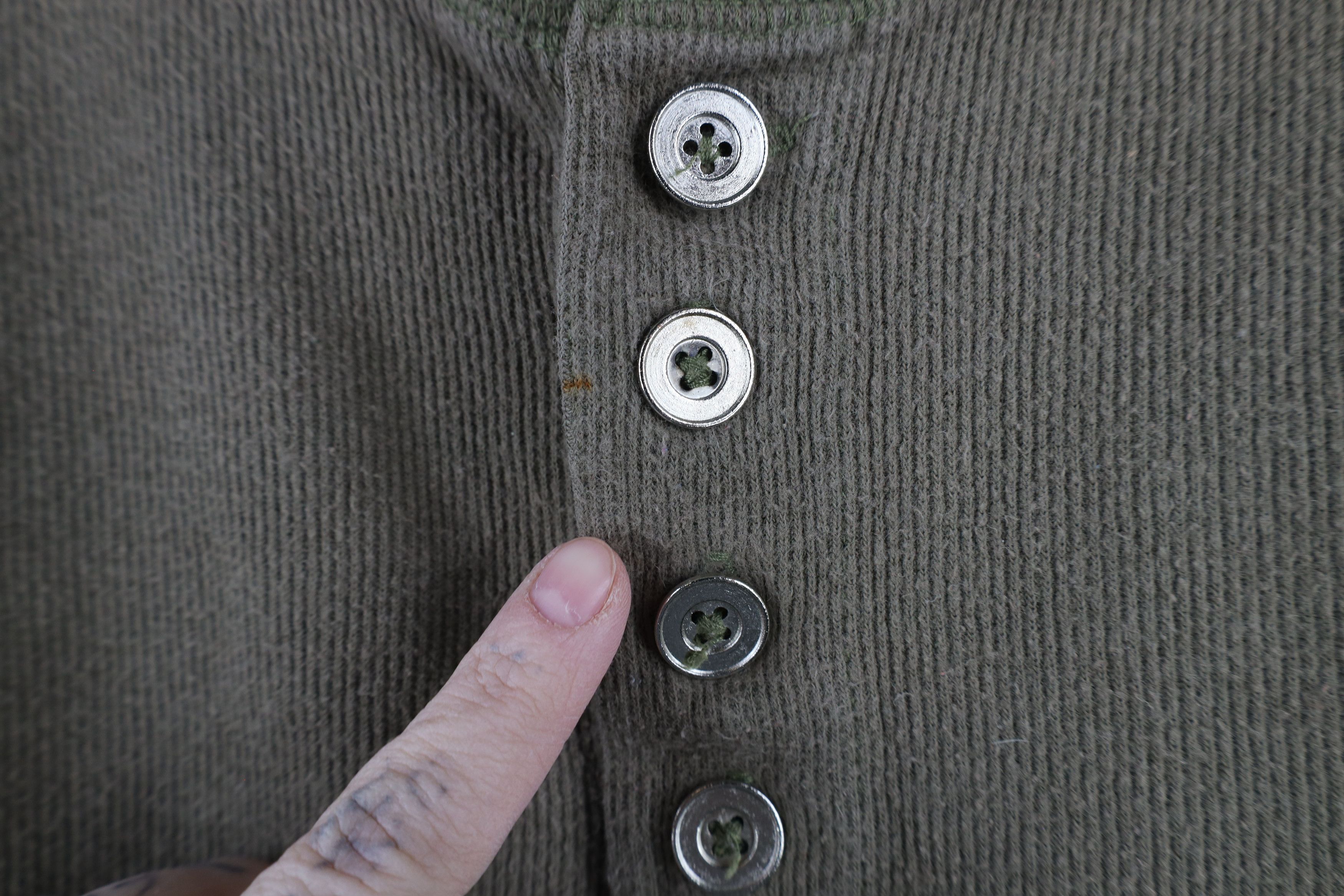 Vintage Vintage 90s Streetwear Knit Long Sleeve Henley T-Shirt Size US S / EU 44-46 / 1 - 4 Thumbnail