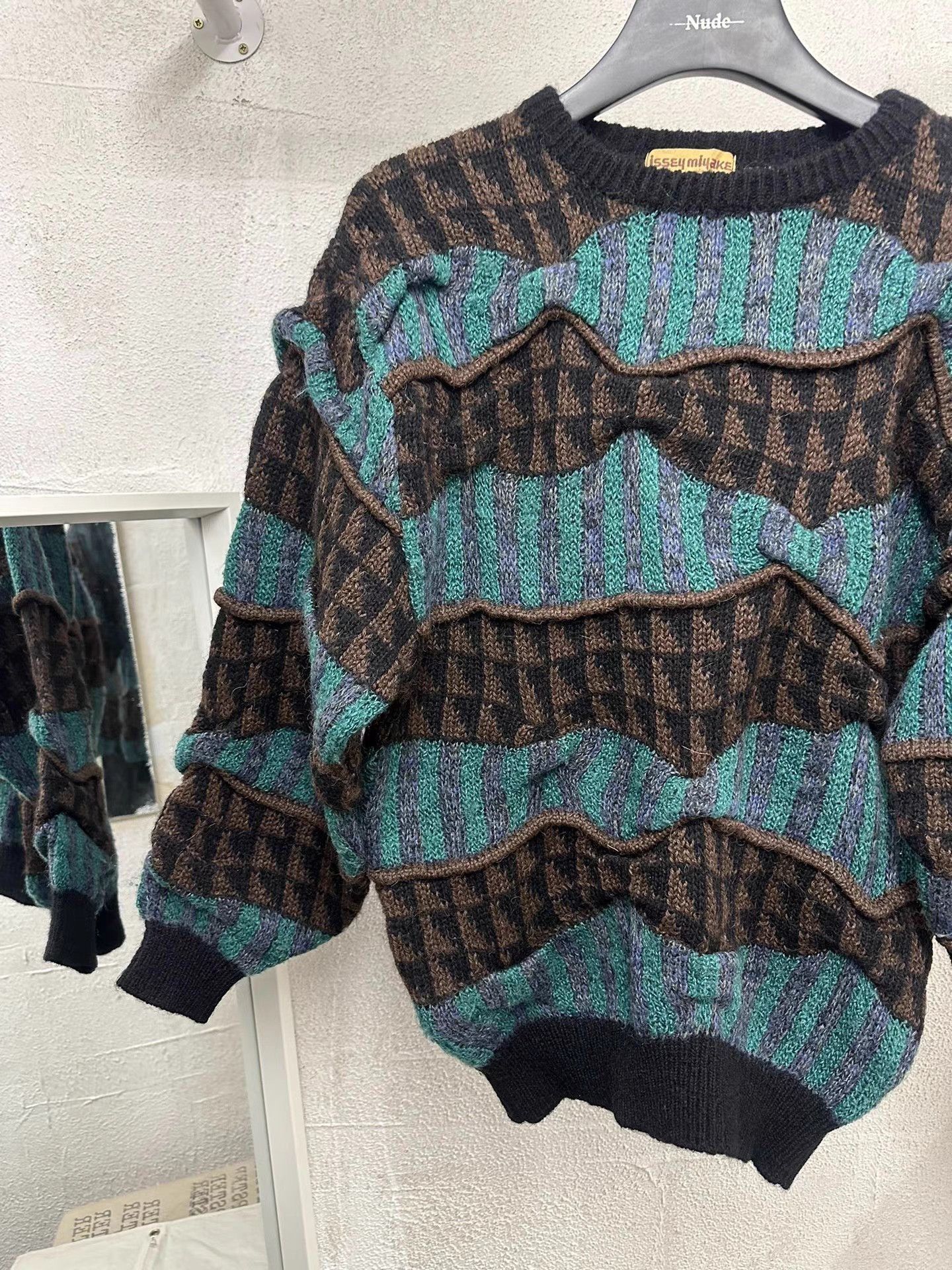 Issey Miyake Blue Patterned Knit Sweater Size L Size US L / EU 52-54 / 3 - 3 Thumbnail