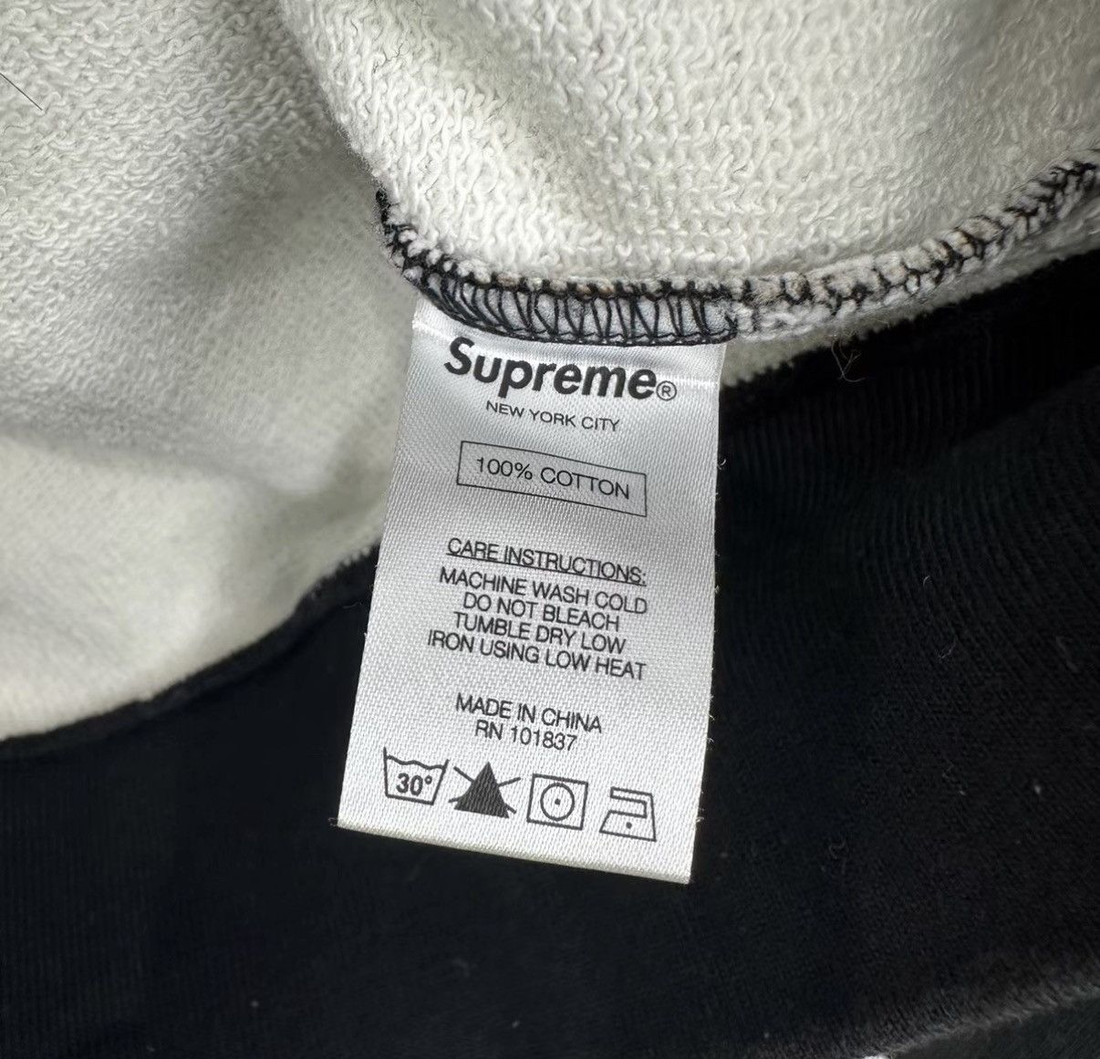 Supreme Supreme x Undercover All-over Angel Print Sweatshirt J42 Size US S / EU 44-46 / 1 - 4 Thumbnail
