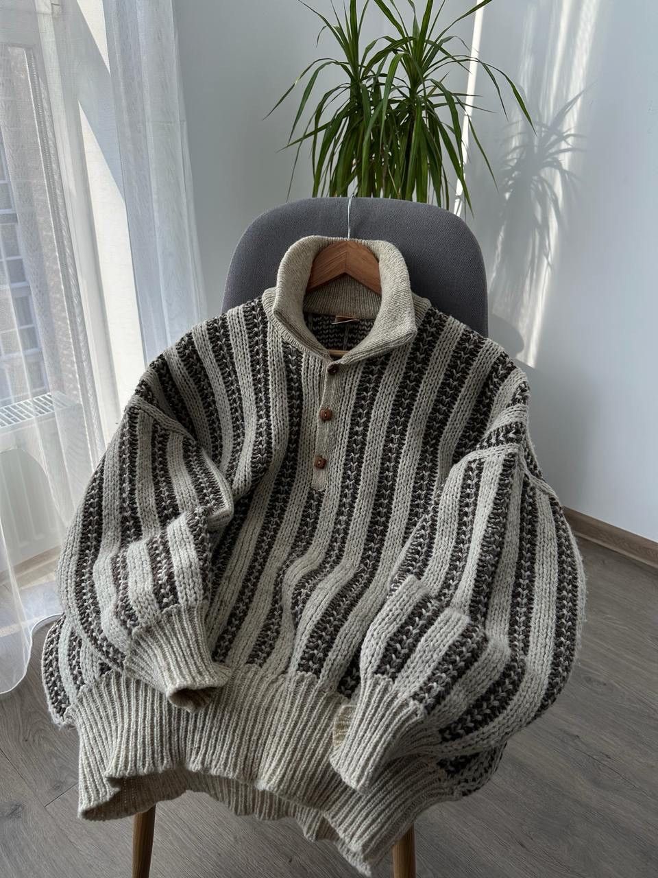Vintage Vintage Maryse Pure Wool Knit Distressed Sweater Size US M / EU 48-50 / 2 - 19 Thumbnail