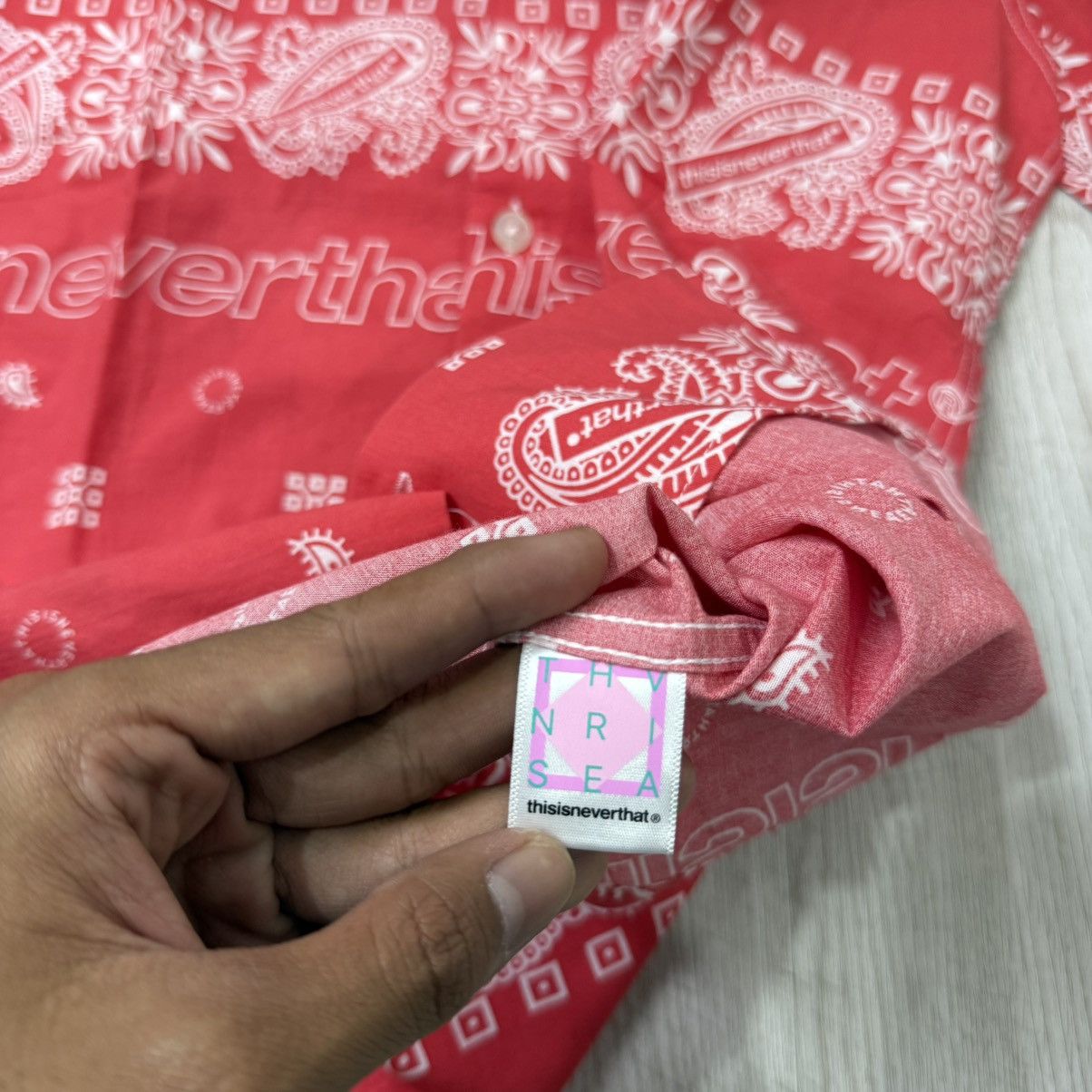 thisisneverthat RARE💥Thisisneverthat paisley open collar button shirt red Size US L / EU 52-54 / 3 - 7 Thumbnail