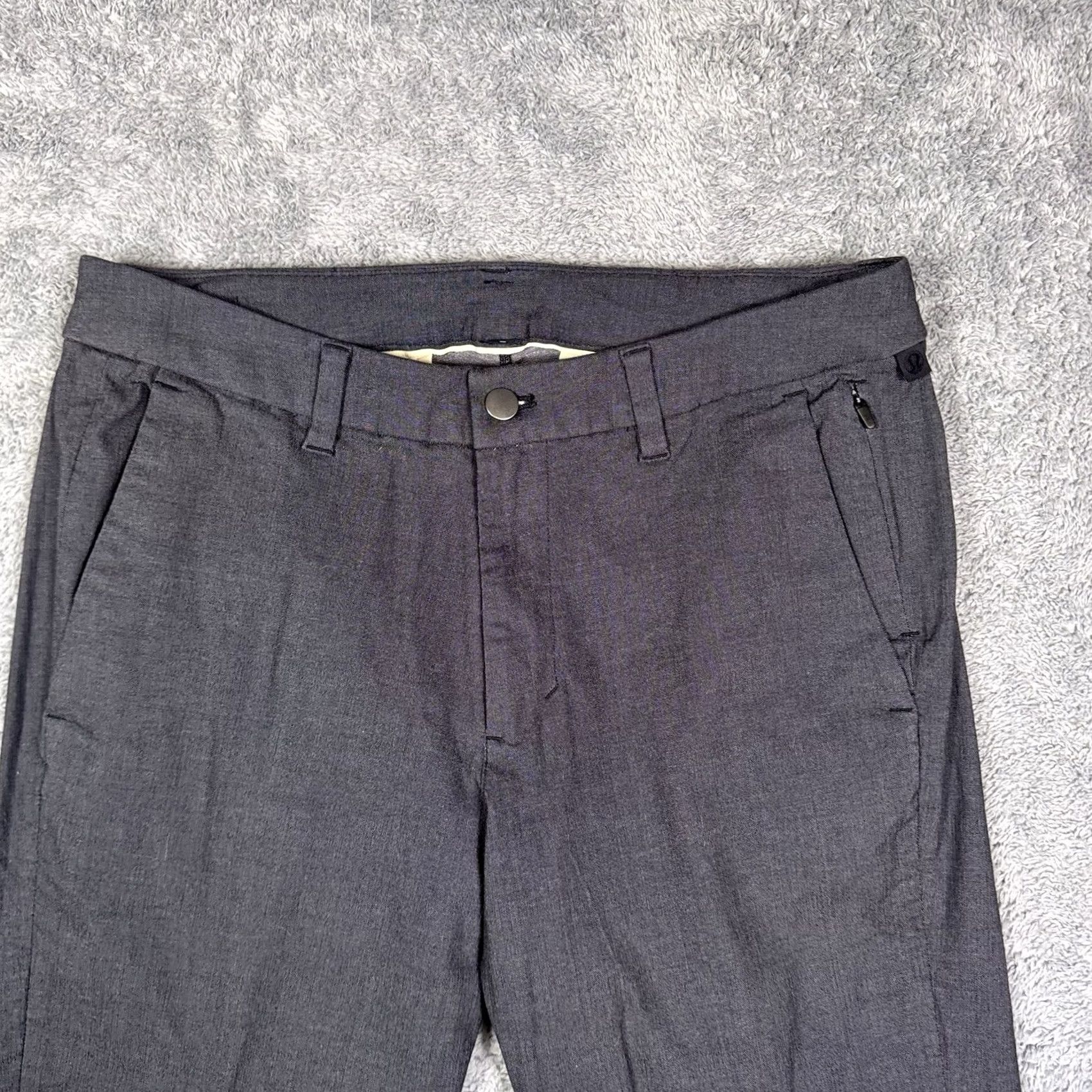 Lululemon Lululemon Commission Pants Mens 32x33 Slim ABC Utilitech Warpsteme LM5ABYS Pants Chino Slim 32 Gray Mens Size US 32 / EU 48 - 2 Thumbnail