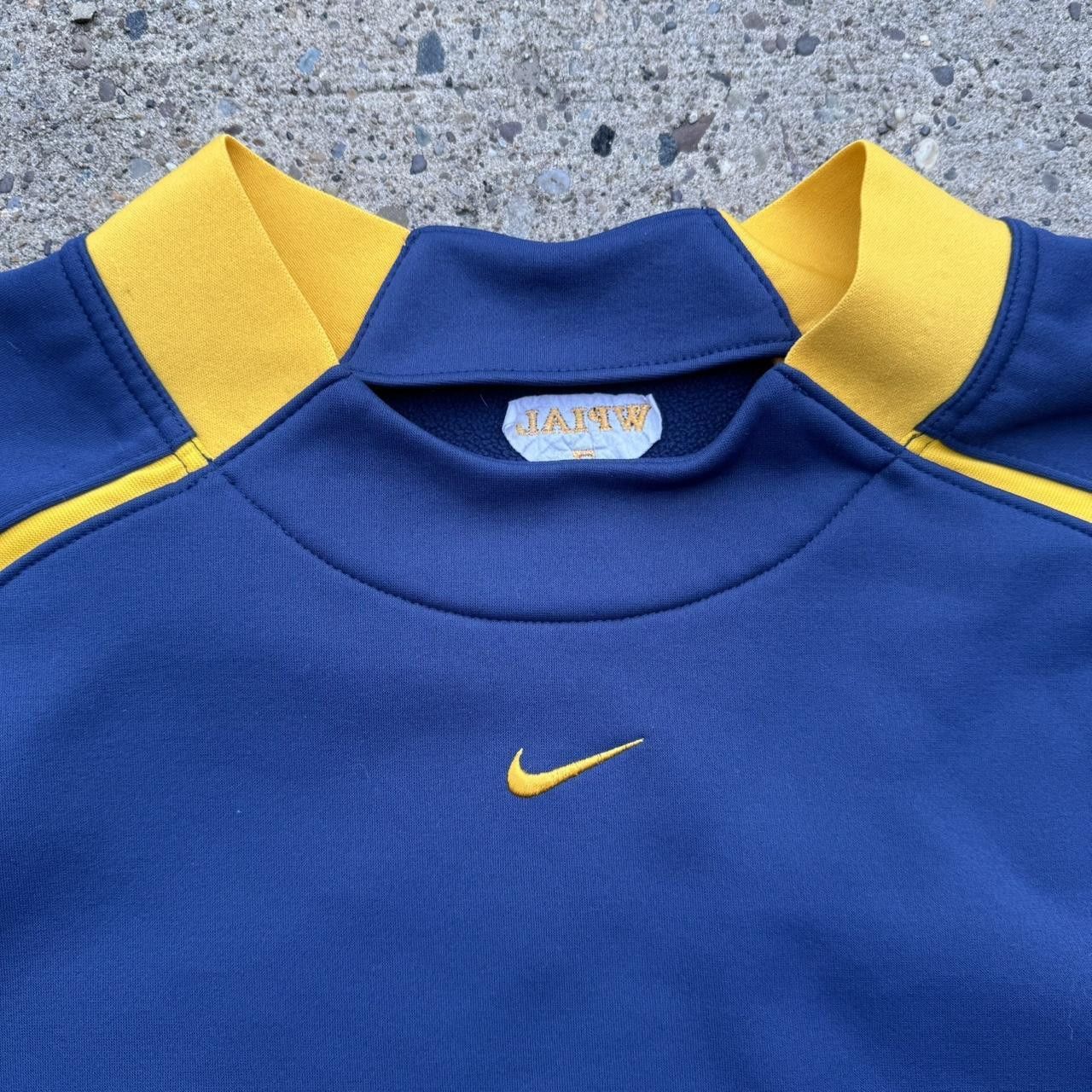 Nike Y2K nike center swoosh long sleeve performance sweatshirt Size US XXL / EU 58 / 5 - 2 Thumbnail