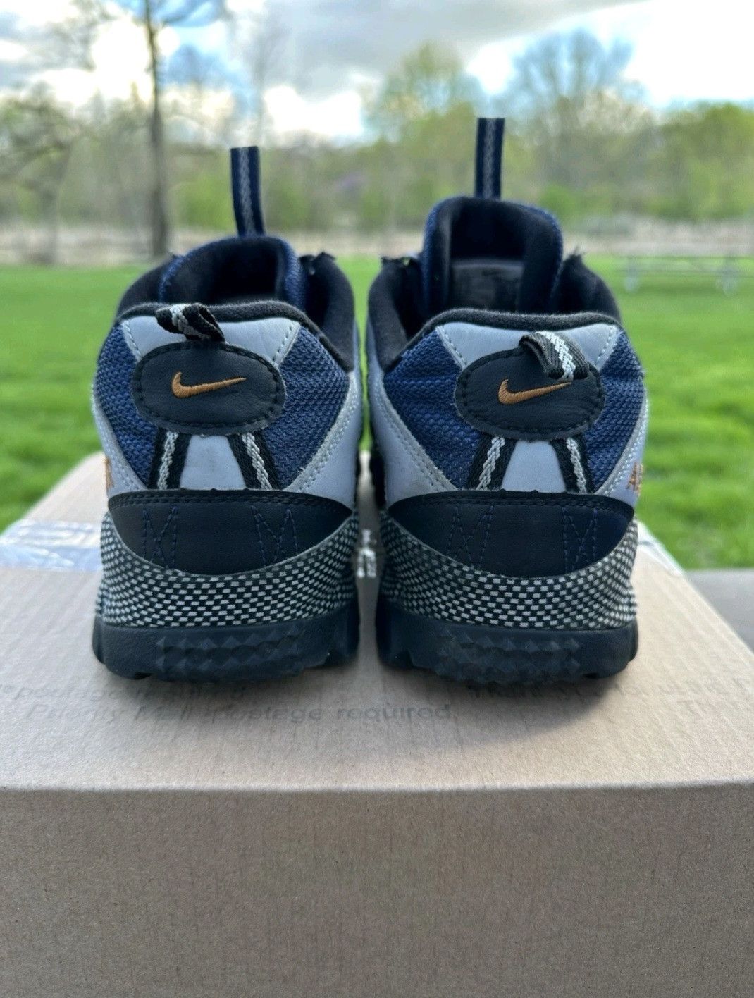 Nike Nike Air Humara QS Midnight Navy FJ7098300 Size 9.5 Men Size US 9.5 / EU 42-43 - 5 Thumbnail