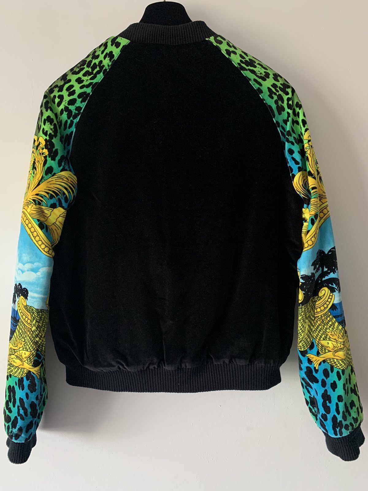 H&M × Versace 🔥🔥 Versace x H&M Velvet Baroque Jacket Size US M / EU 48-50 / 2 - 2 Thumbnail