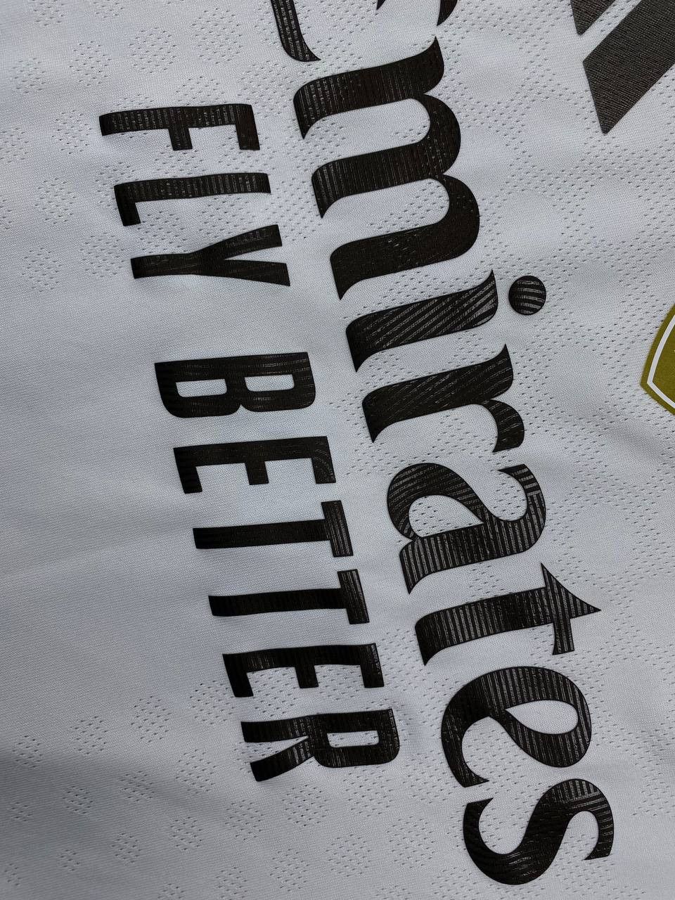 Adidas adidas Real Madrid 2025 2026 Valverde #8 Home V2 Jersey Size US M / EU 48-50 / 2 - 7 Thumbnail