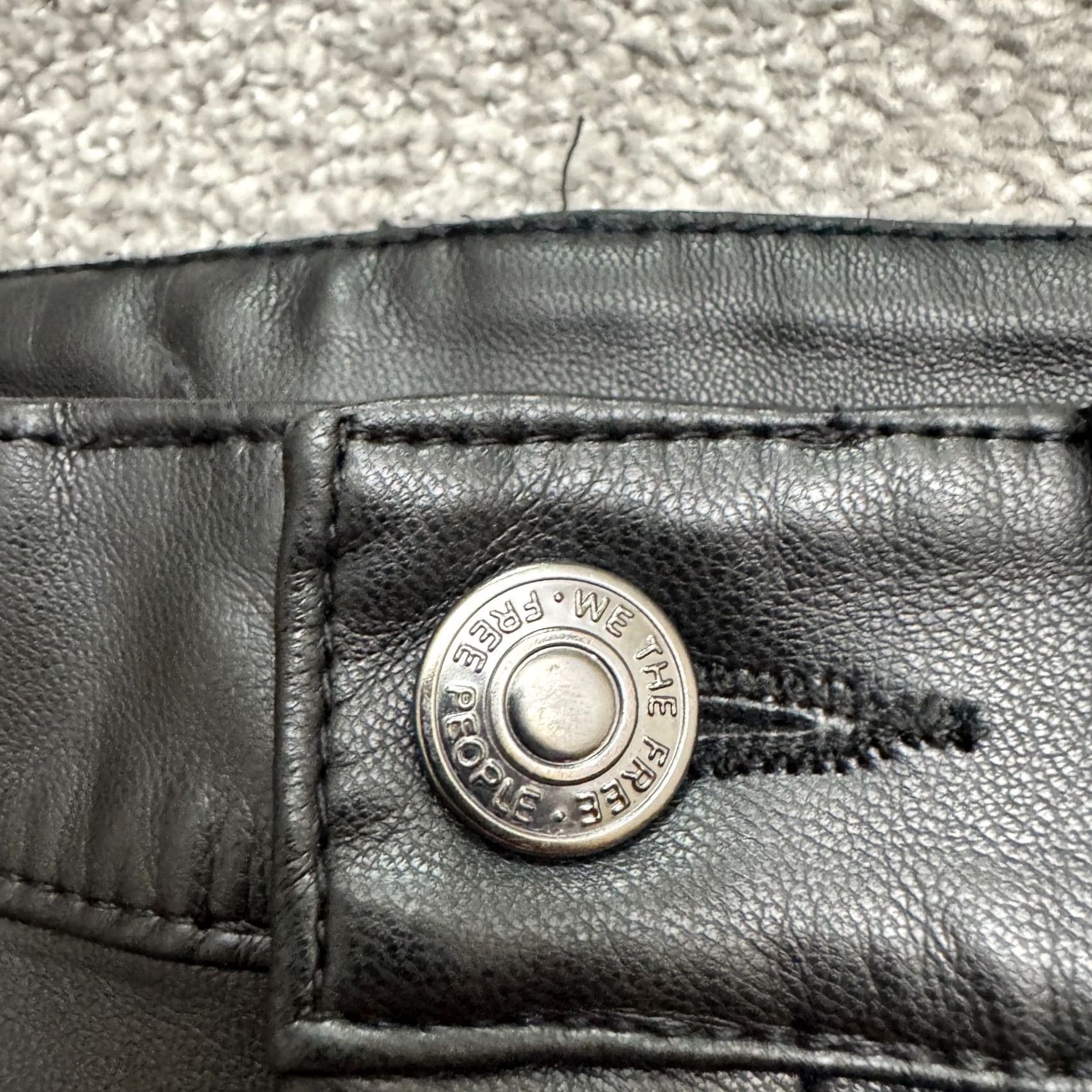 Free People Free People Pants Skinny Black Womens 29 Classic High Rise Flat Front Button Zip Stretch Leather Look Vegan Faux Leather Size 29" - 4 Thumbnail