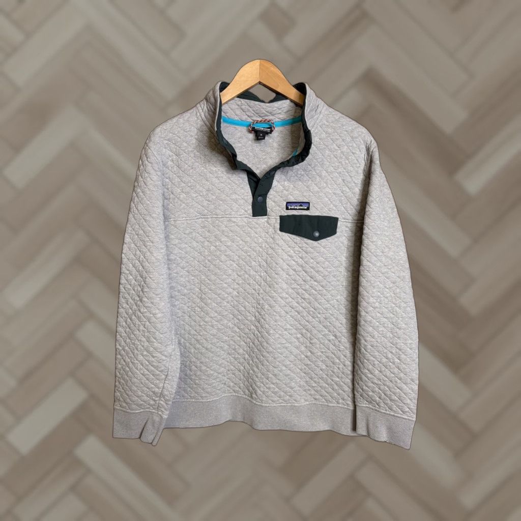 Patagonia Patagonia Organic Cotton Quilted Snap-T Pullover Women’s XL Gray Jacket Womens XL Gray Quilted Organic Cotton Snap-T Pullover Patagonia Size XL / US 12-14 / IT 48-50 - 1 Thumbnail
