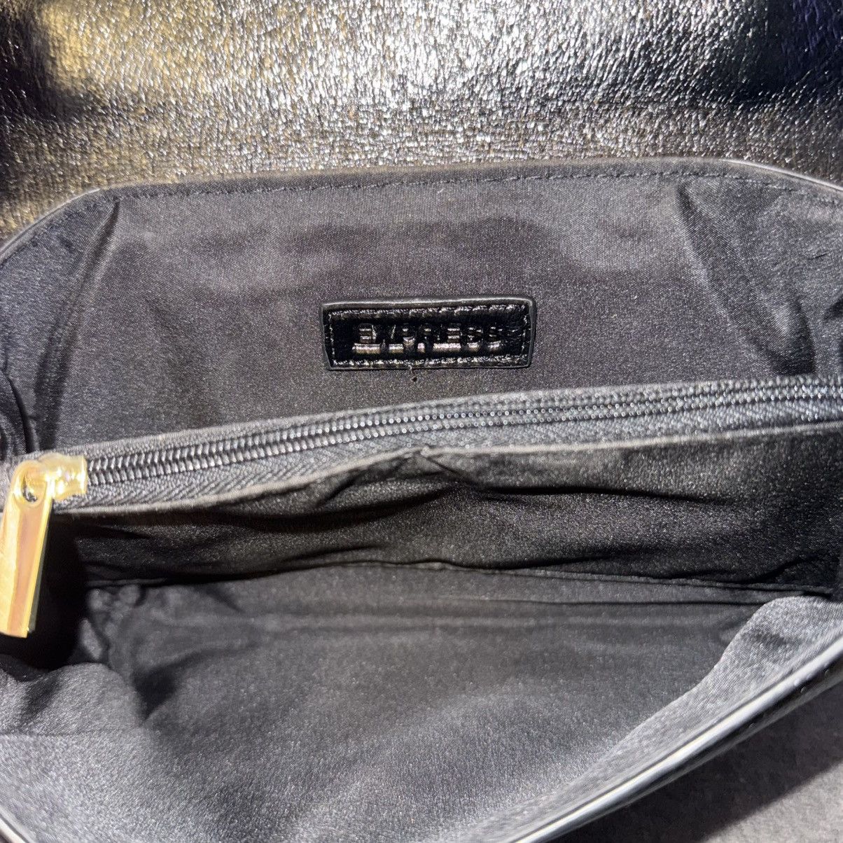 Express Express black snake clasp chain strap bag Size ONE SIZE - 6 Thumbnail