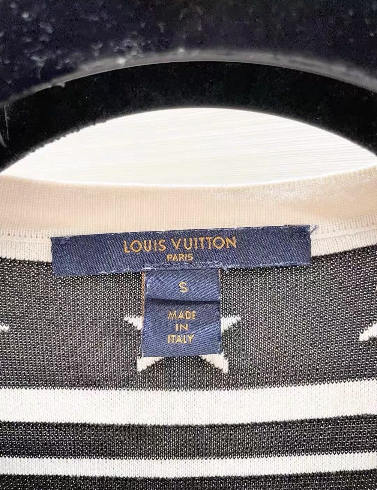 Louis Vuitton LV Stylish White Star Pattern Knit Cardigan J33 Size S / US 4 / IT 40 - 5 Thumbnail