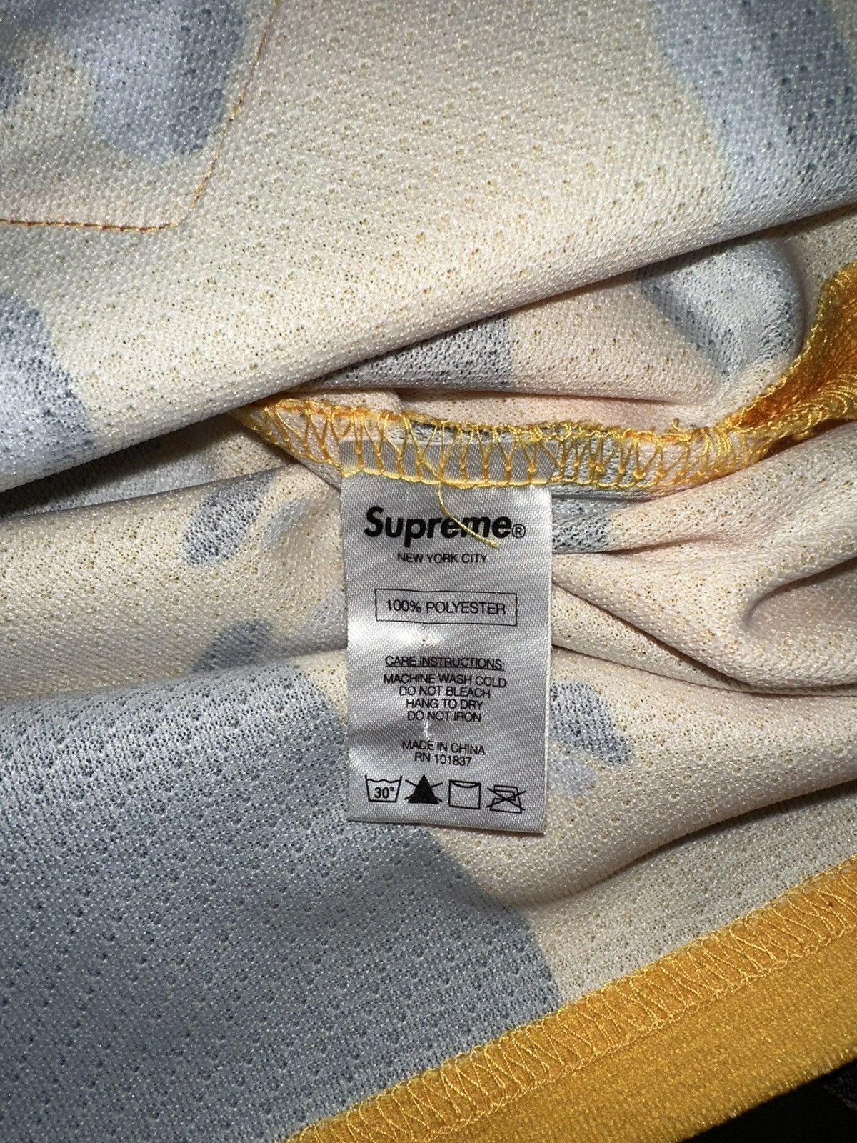 Supreme Supreme Jersey (yellow #90) Size US L / EU 52-54 / 3 - 7 Thumbnail