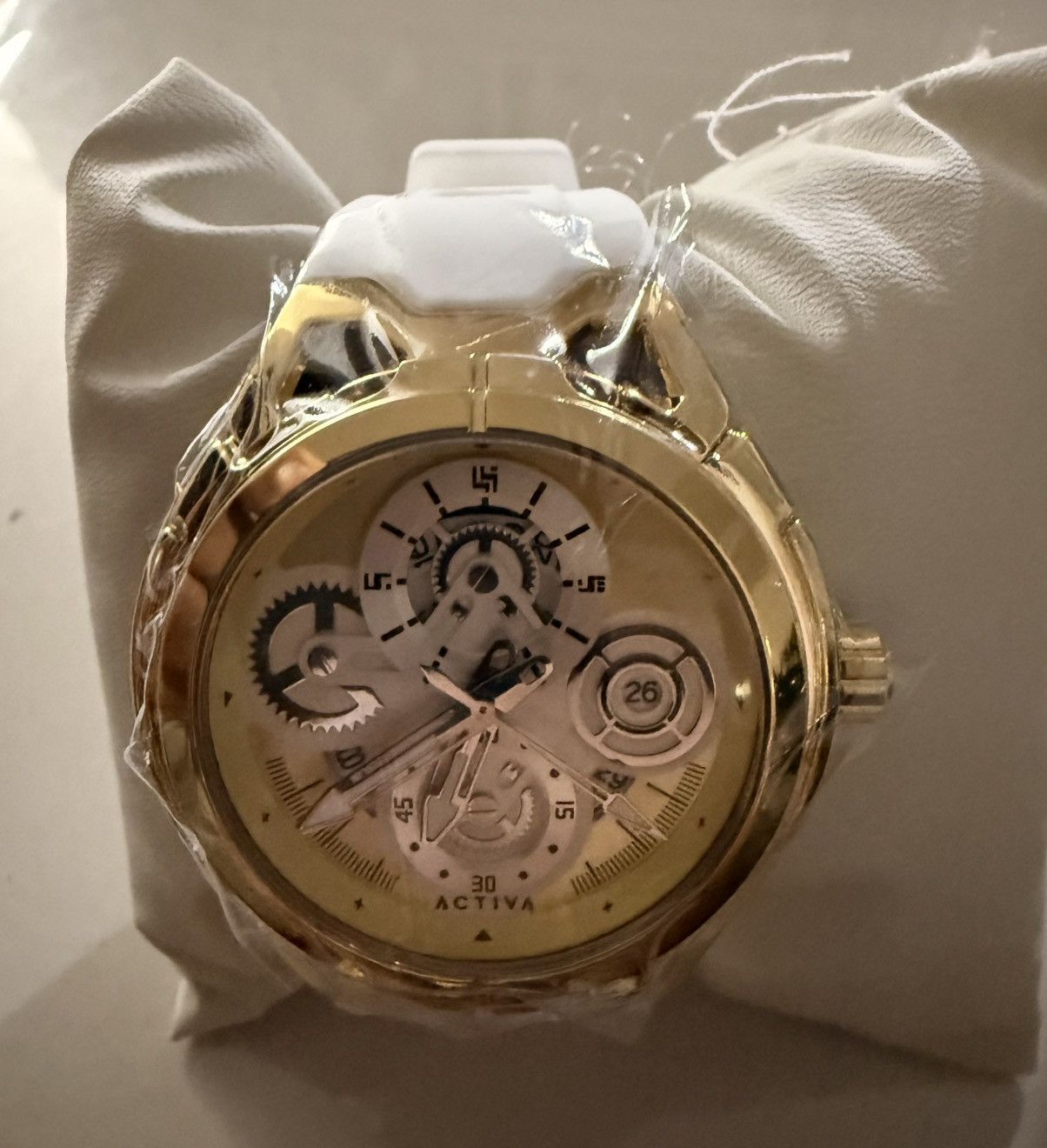 Other Activa White Watch- 44 MM Size 44 - 3 Thumbnail