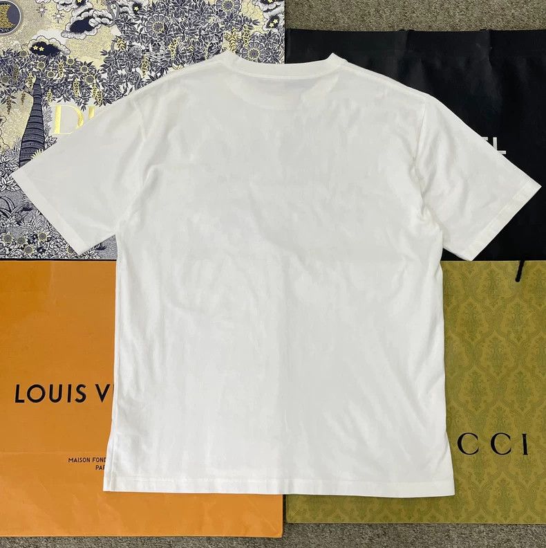 Louis Vuitton Louis Vuitton White printed monogrammed short sleeves Size US XL / EU 56 / 4 - 3 Thumbnail