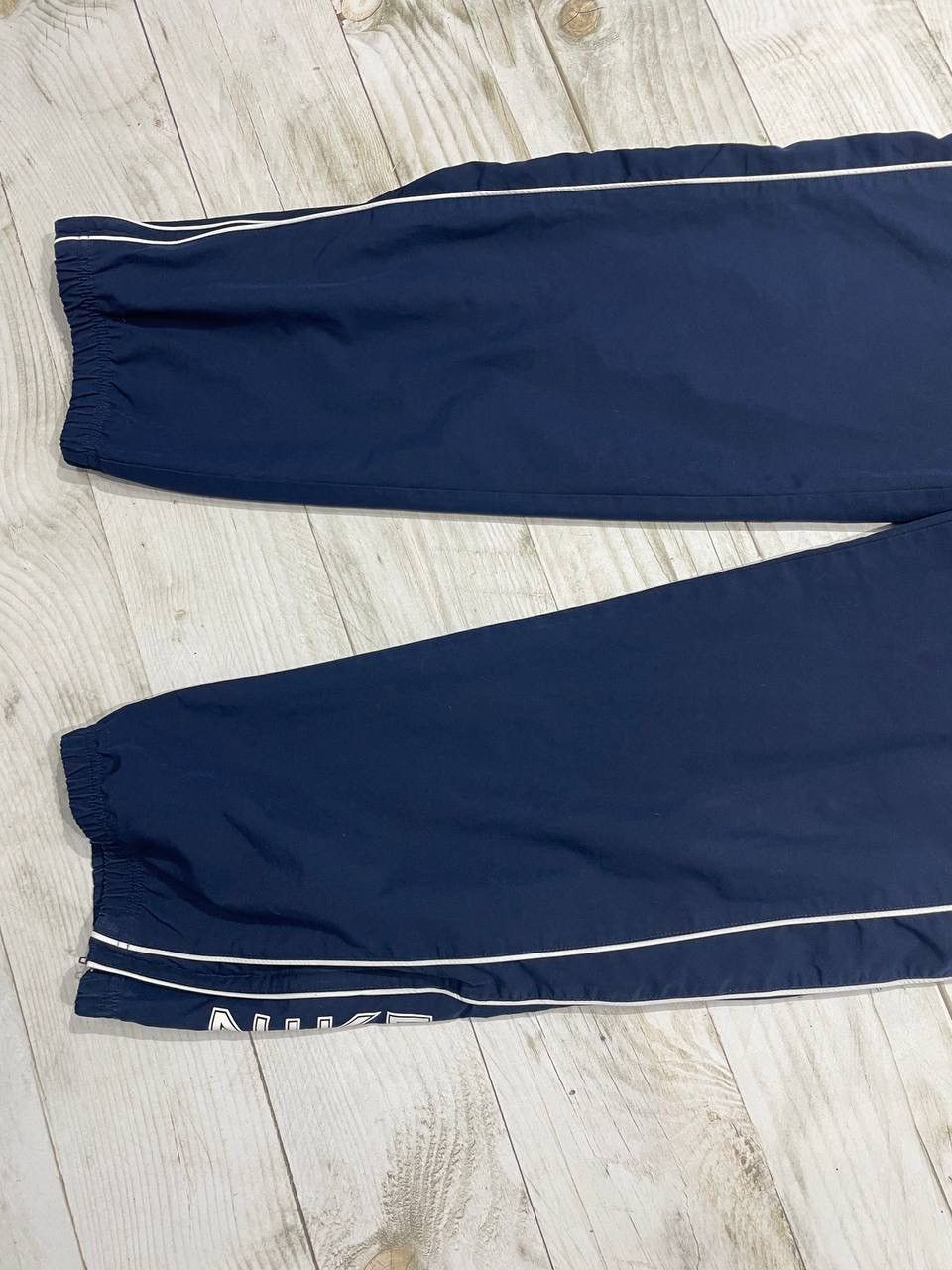 Nike Vintage Nike Nylon Track Pants Striped 00s Size US 32 / EU 48 - 6 Thumbnail