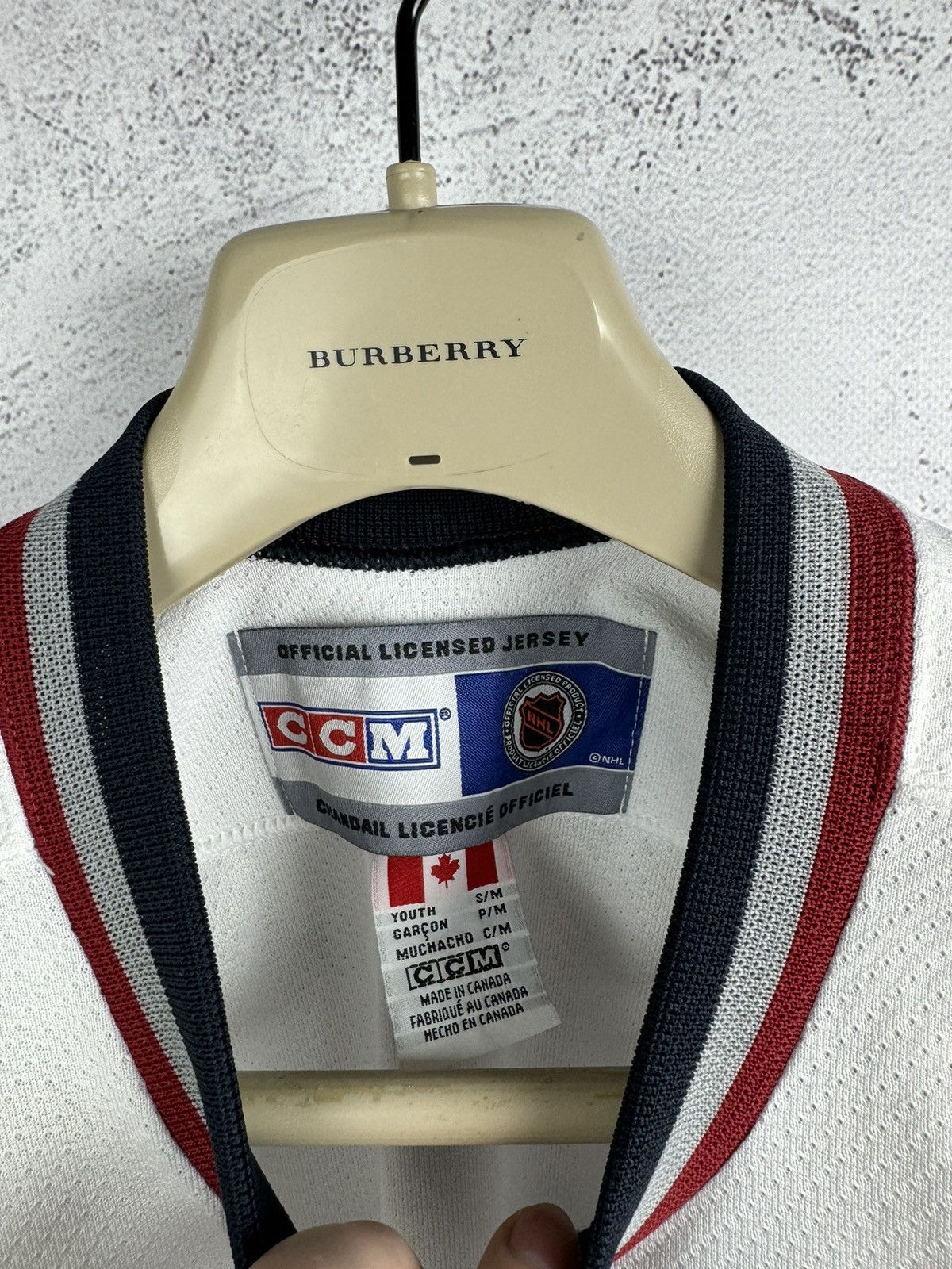 Ccm × Vintage VINTAGE VANCOUVER CANUCKS 1997 - 2003 NHL CCM HOCKEY JERSEY Size US XXS / EU 40 - 3 Thumbnail