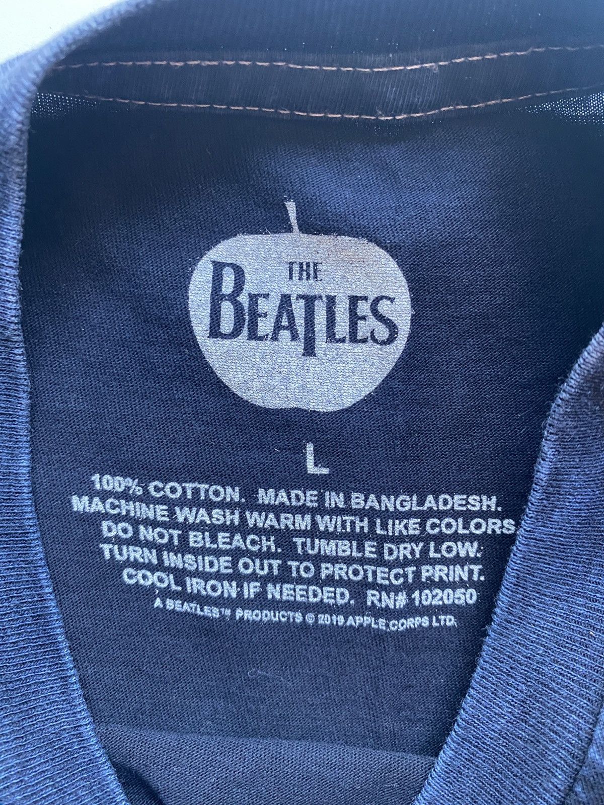 Band Tees THE BEATLES YELLOW SUBMARINE Size US L / EU 52-54 / 3 - 4 Thumbnail