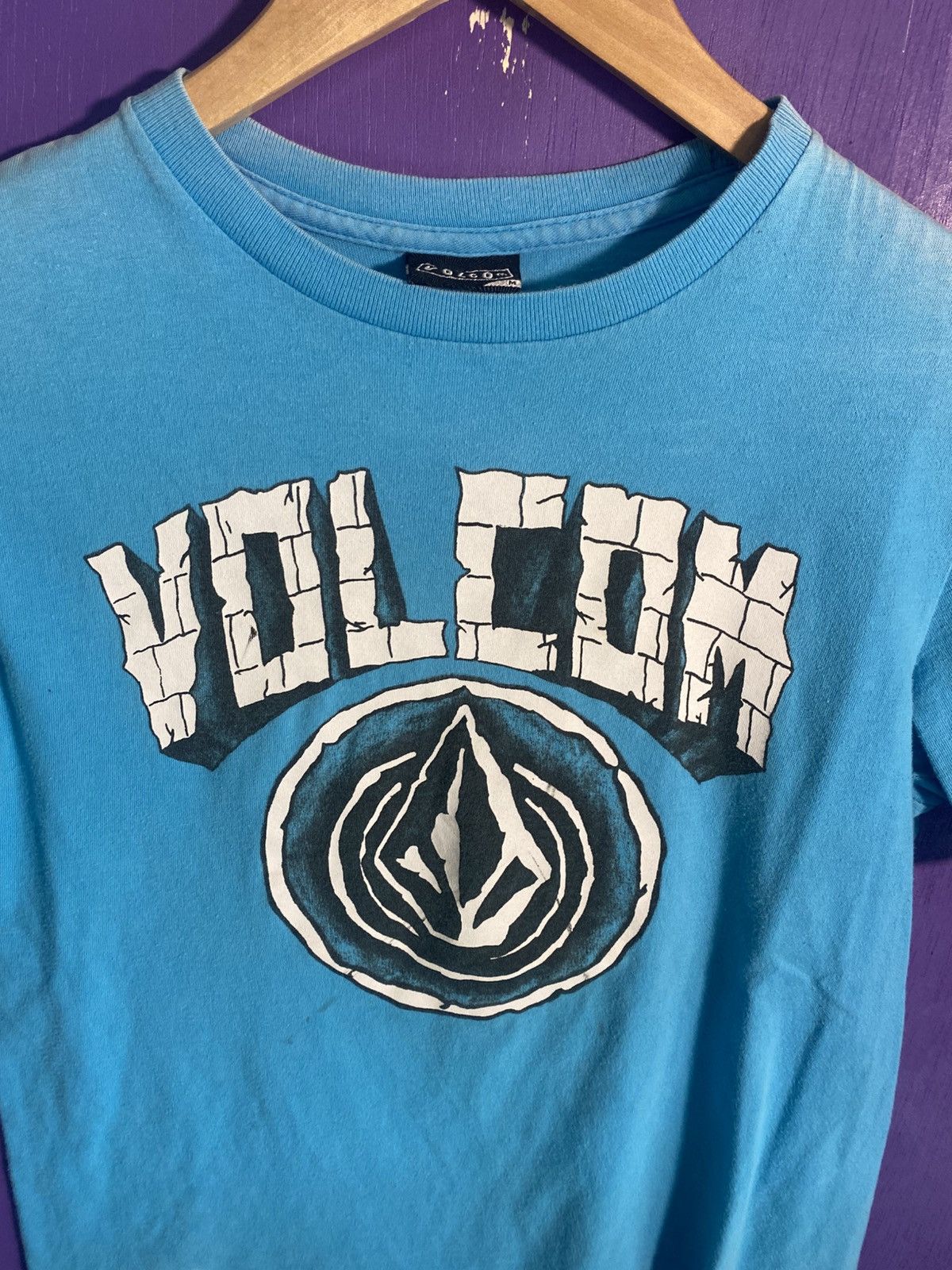 Vintage × Volcom Vintage 00s Volcom spellout logo t-shirt Size S / US 4 / IT 40 - 3 Thumbnail