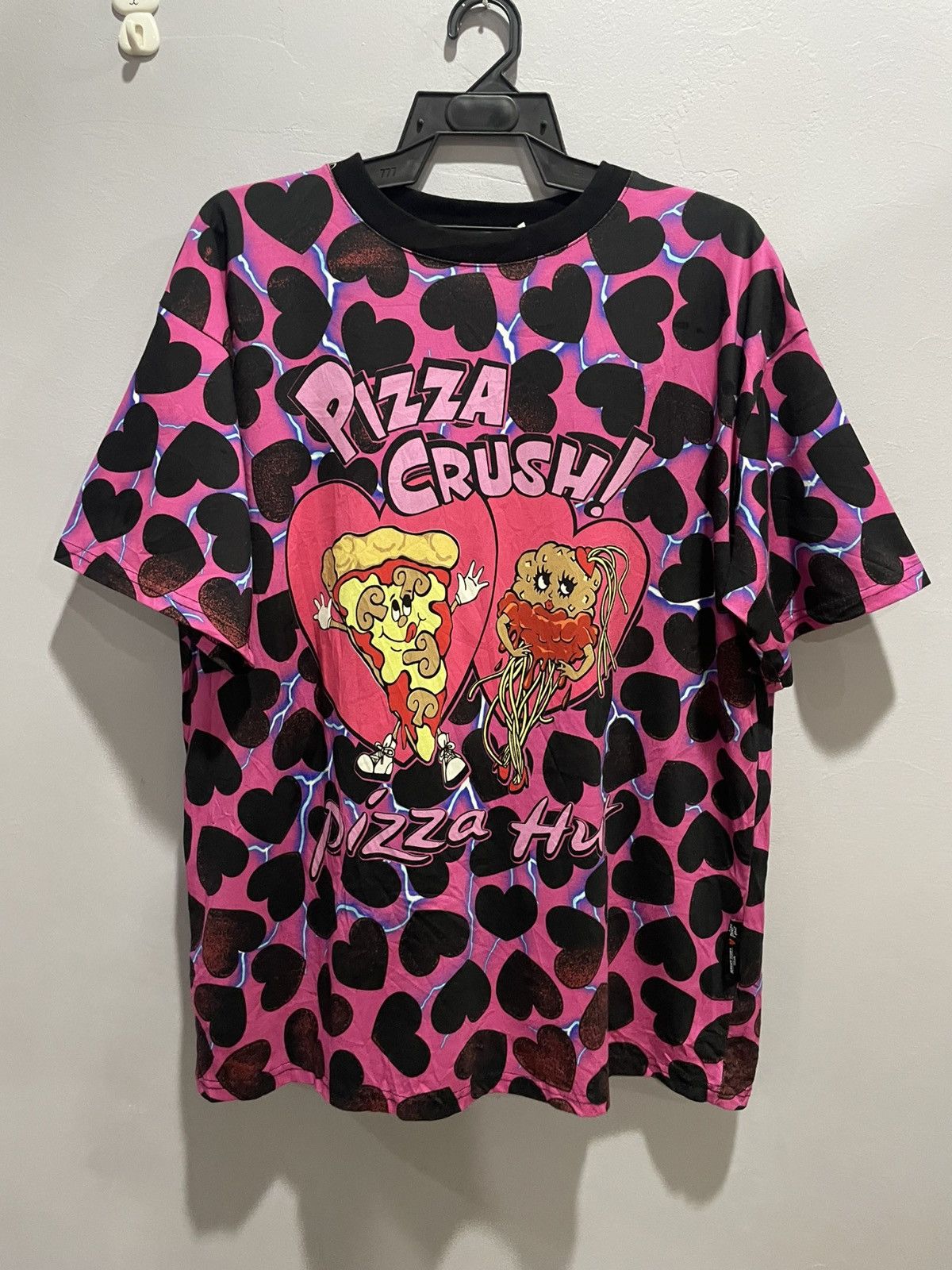Jeremy Scott Jeremy Scott Heart Shape Box Nirvana Style Pizza Crush Tee Size US L / EU 52-54 / 3 - 1 Thumbnail