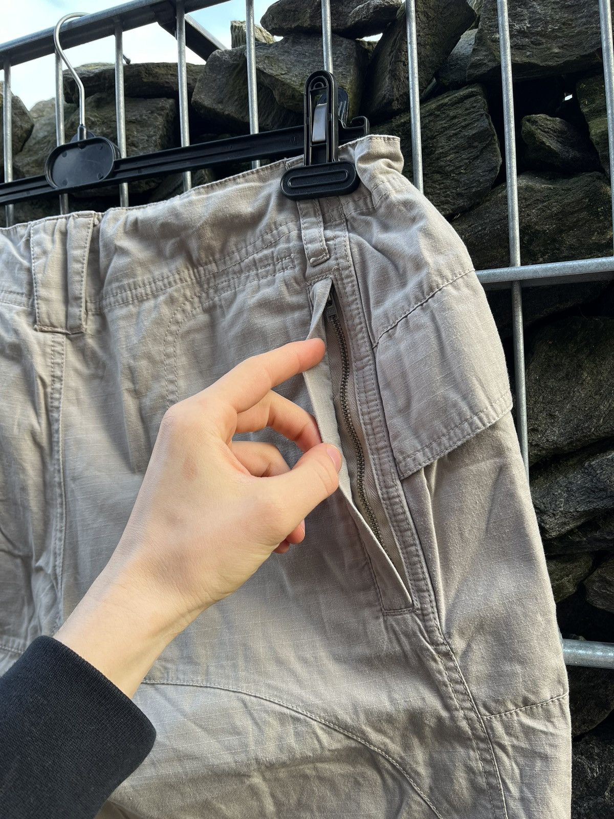 Nike Vintage Nike Baggy Cargo Y2K Parachute Joggers Pants Rare Size US 36 / EU 52 - 8 Thumbnail