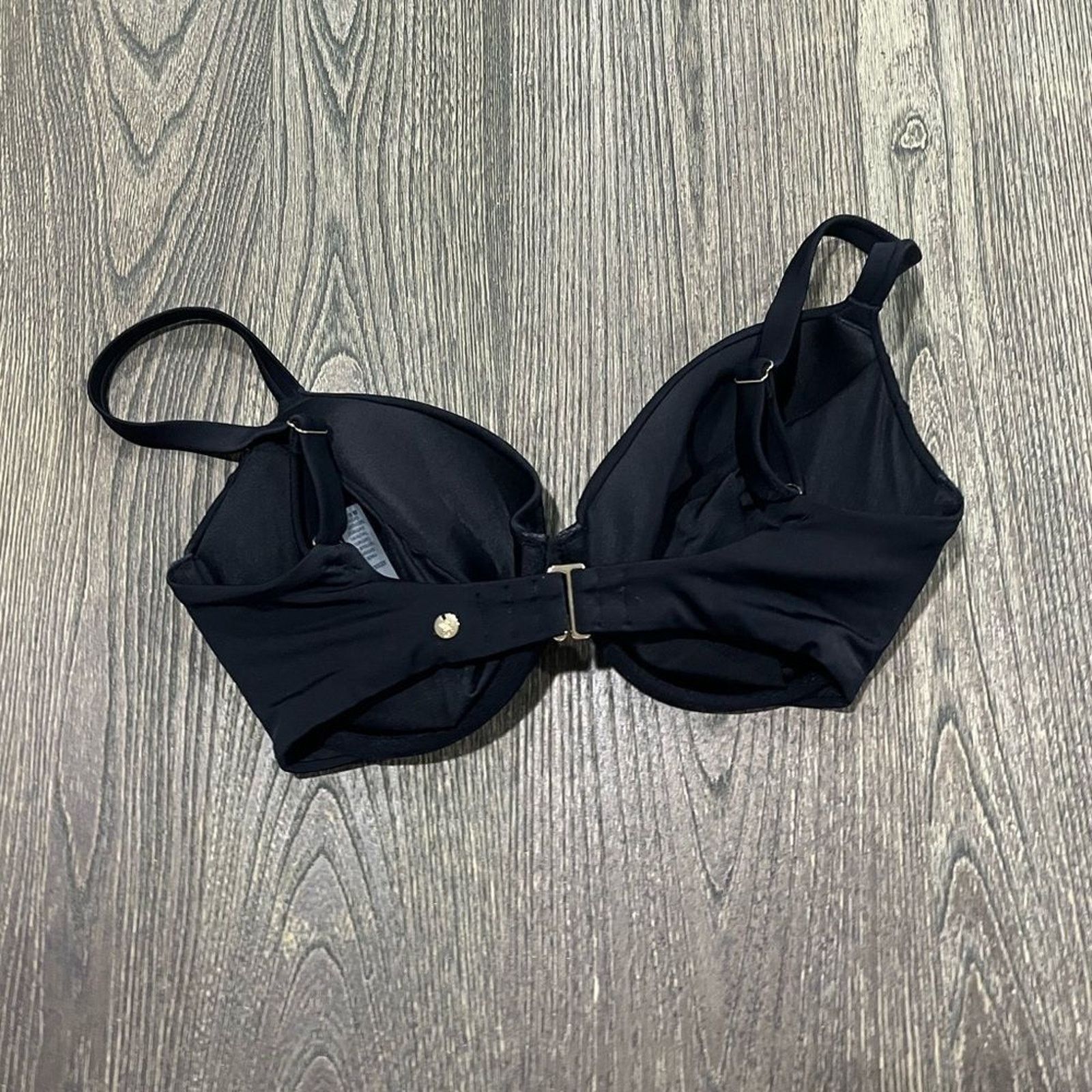 Victoria's Secret NWT Victorias Secret Swim Bikini Top Twist Removable 32DDD Size ONE SIZE - 2 Thumbnail