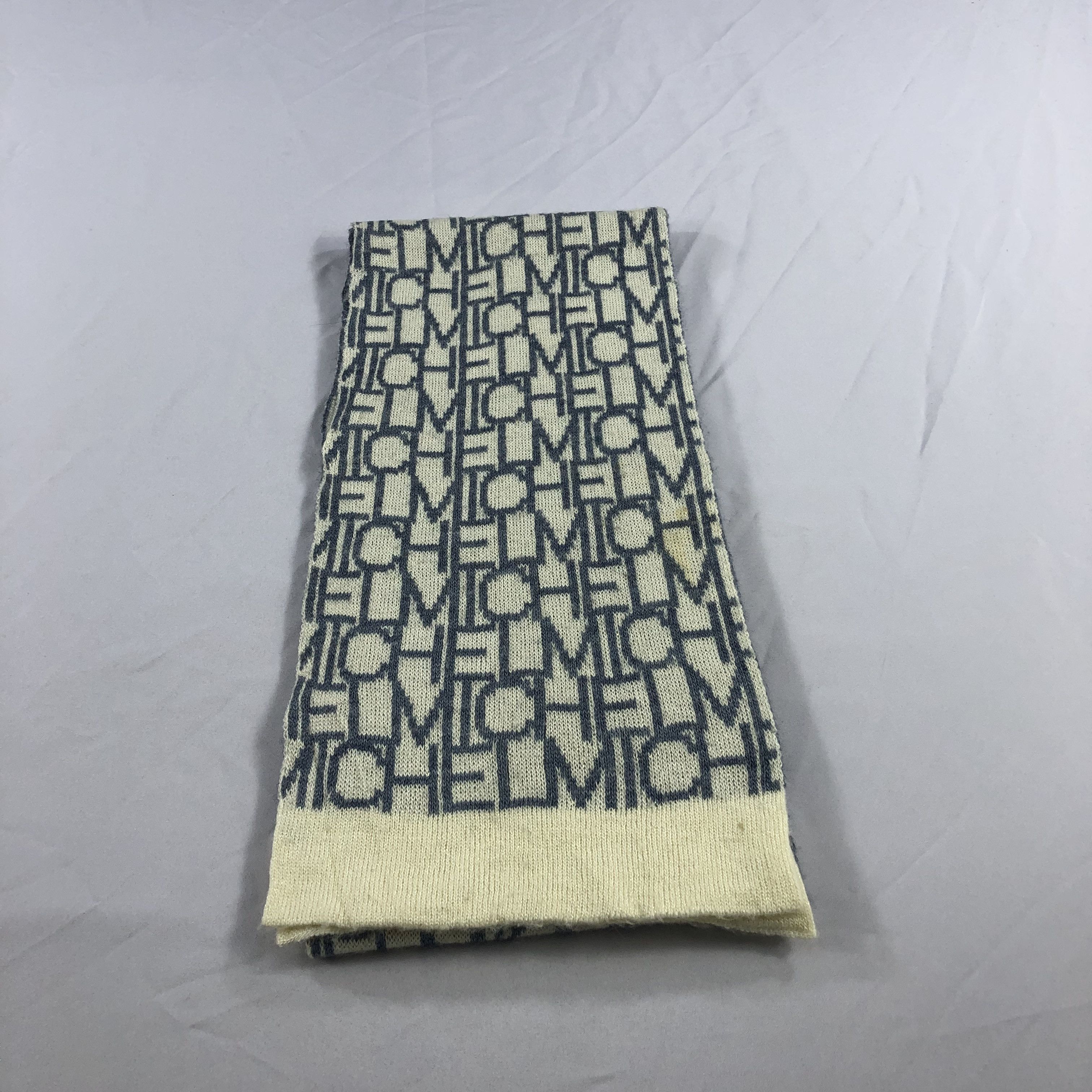 Michel Klein Michel Klein Wool Scarf Muffler V908 Size ONE SIZE - 2 Thumbnail