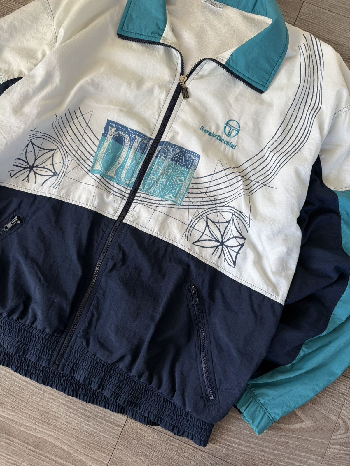 Sergio Tacchini Sergio Tacchini Vintage Italian Style Windbreaker Size US L / EU 52-54 / 3 - 6 Thumbnail