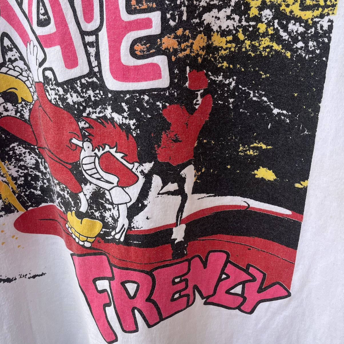 Vintage 🔥Vintage 90s Skate And Frenzy Snowbaord Art Work Promo Tee Size US L / EU 52-54 / 3 - 5 Thumbnail