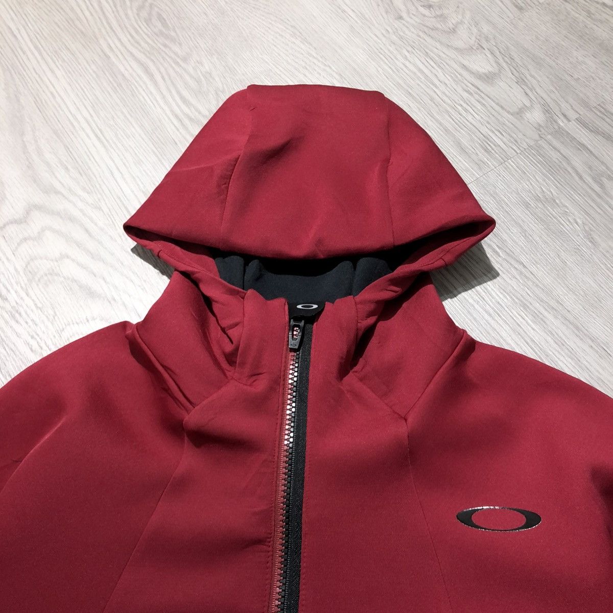 Oakley 2000s Oakley Logo Outdoor Tech Softshell Jacket Ziphoodie Size US L / EU 52-54 / 3 - 10 Thumbnail