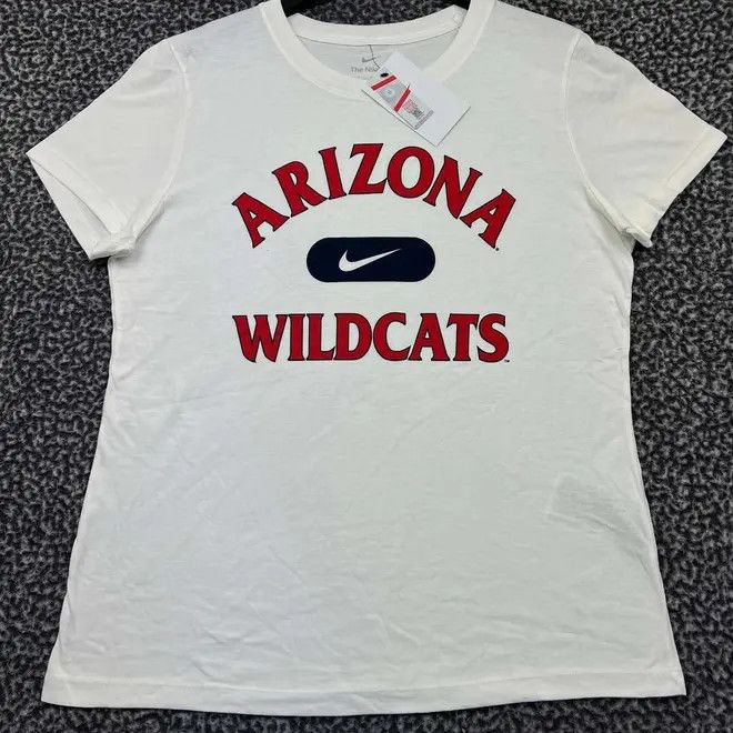 Nike Nike Shirt Women M Arizona Wildcats NCAA Crew Neck Cotton Size M / US 6-8 / IT 42-44 - 1 Thumbnail