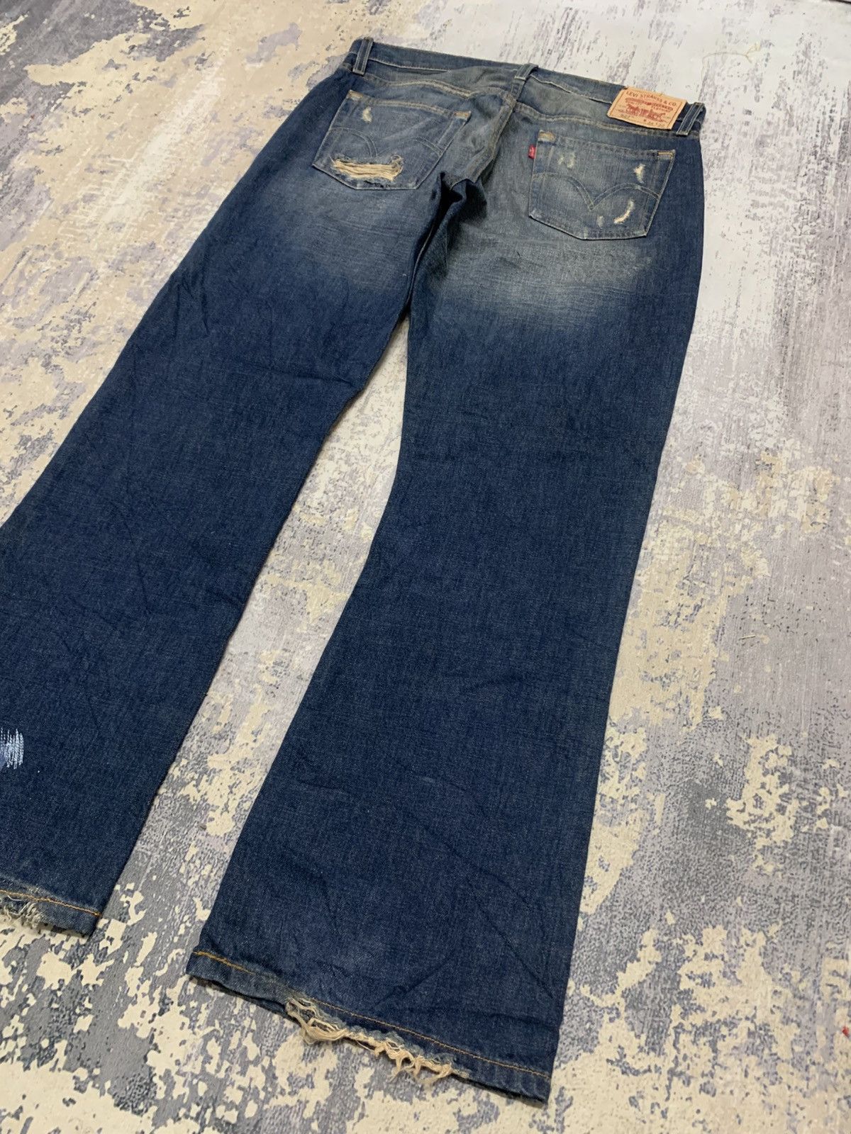 Levi's Vintage Levis 527 Bootcut Distressed Jeans 35x31 Size US 35 - 11 Thumbnail