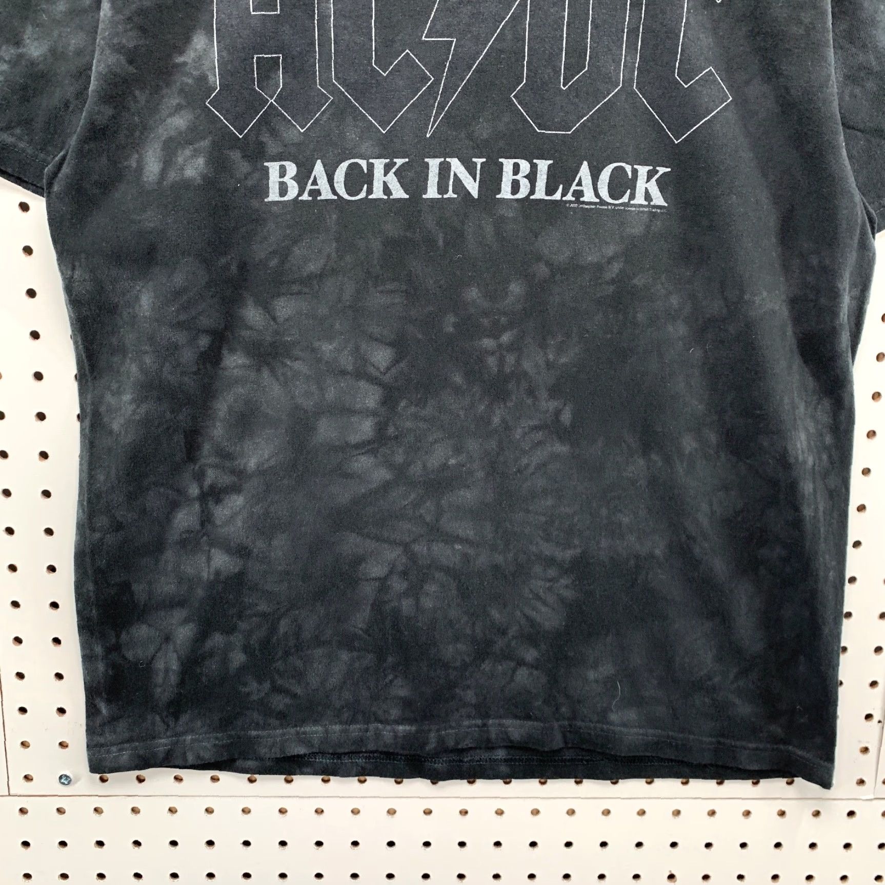 Liquid Blue VINTAGE Liquid Blue AC/DC Back In Black Shirt Mens M Blue Band Music 80s 90s Shirt Mens Size US M / EU 48-50 / 2 - 4 Thumbnail