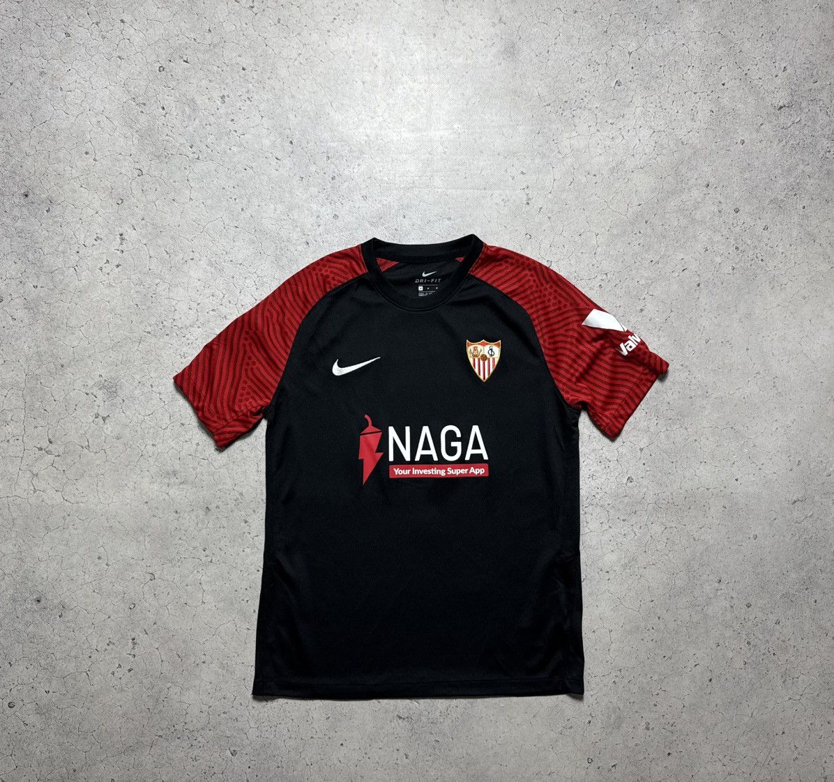 Nike Nike FC Sevilla Vintage Soccer Jersey Size US M / EU 48-50 / 2 - 1 Thumbnail