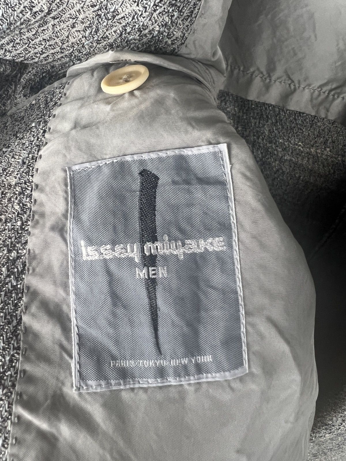Issey Miyake Vintage Issey Miyake Men Knit Pattern Blazer Size US M / EU 48-50 / 2 - 16 Thumbnail