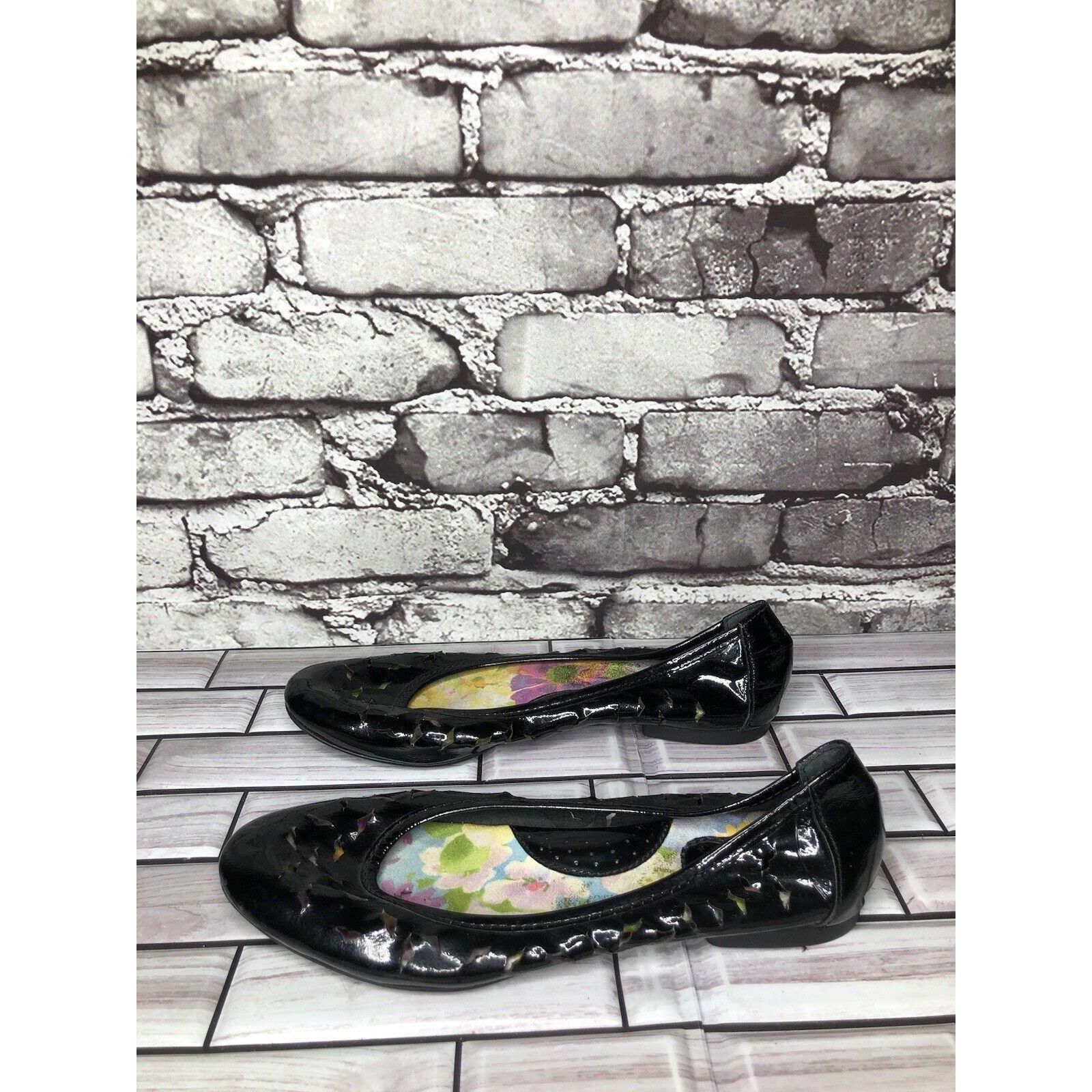 Born Born Black Patent Leather Perforated Ballet Flats Shoes Wome Size US 6 / IT 36 - 1 Thumbnail