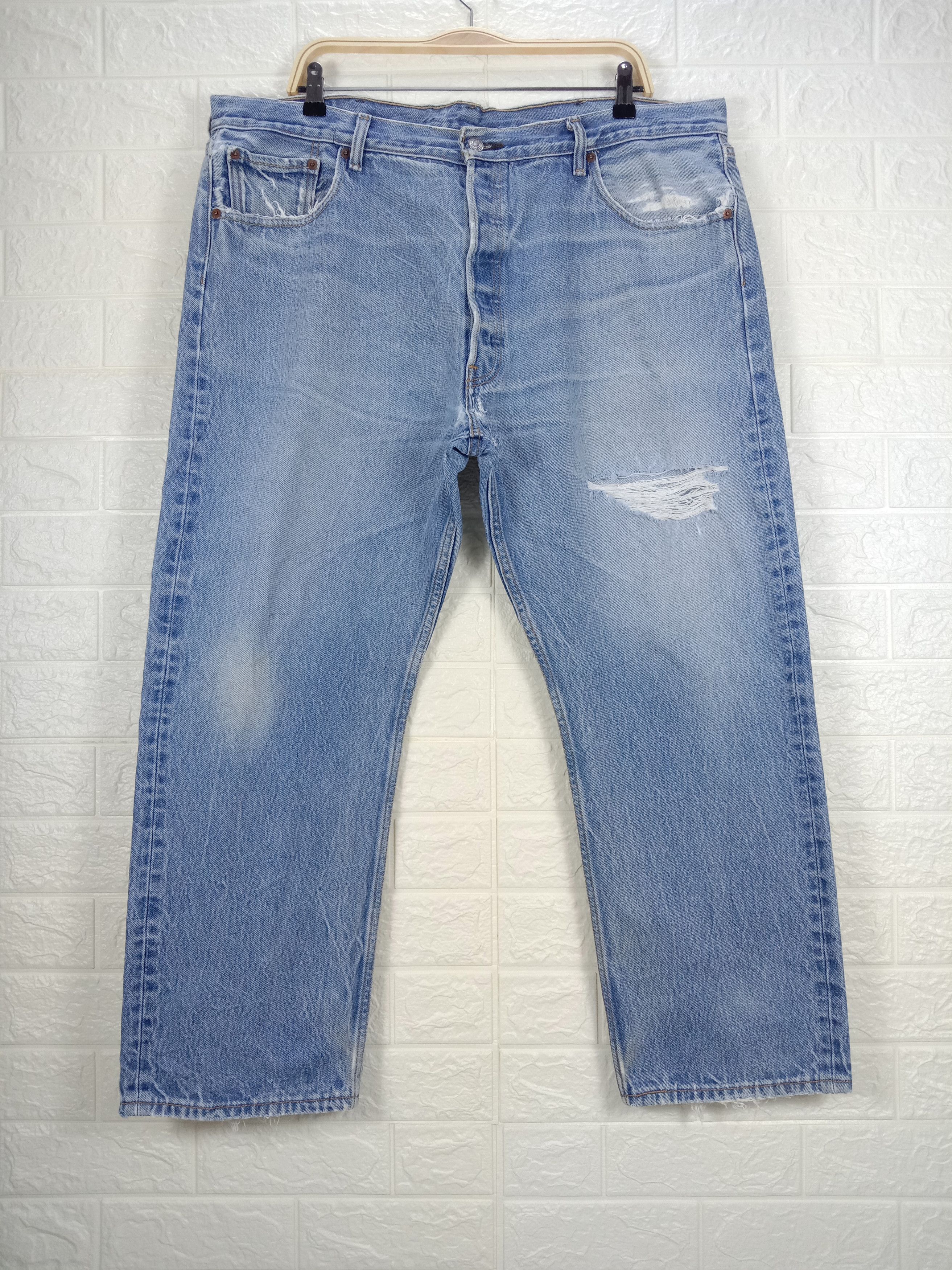 Levi's Vintage Levi's 501 Light Wash Jeans Distressed Denim Size US 40 / EU 56 - 1 Thumbnail