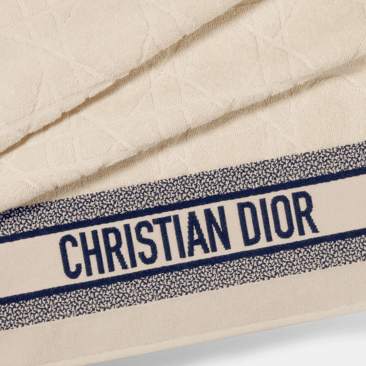Dior o1bcso1str0226 Size:OS/Macrocannage Beach Towel in White Size ONE SIZE - 3 Thumbnail