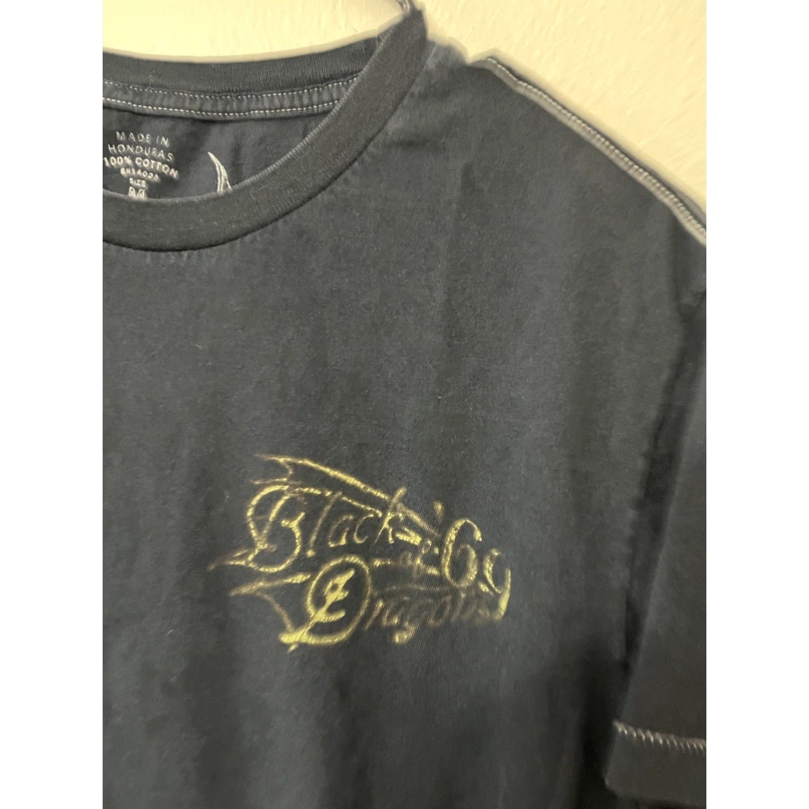 Gap VINTAGE Gap Distressed Navy Blue T-Shirt Adult Medium Short Sleeve Mens Size US M / EU 48-50 / 2 - 3 Thumbnail