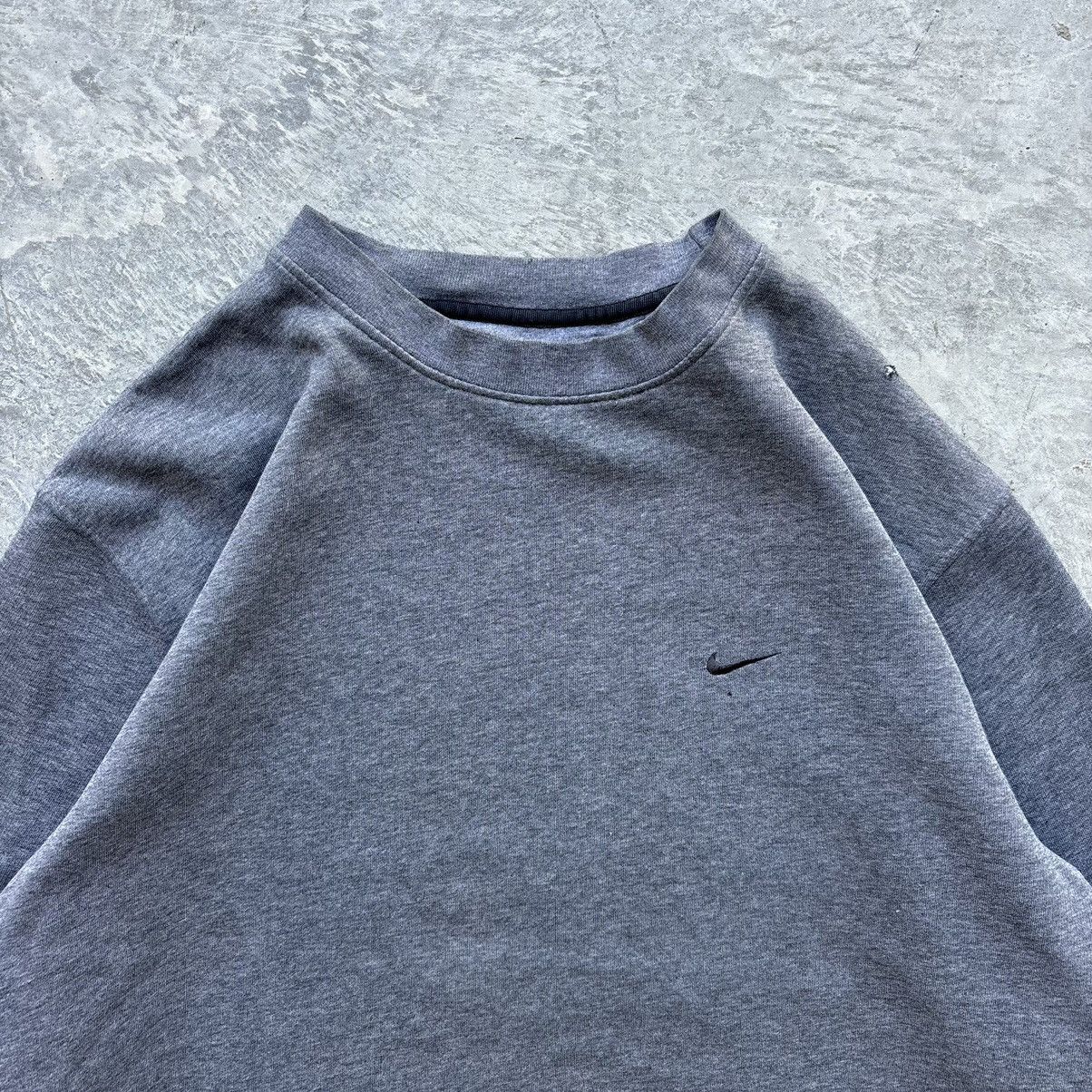 Vintage Vintage 90s Nike Embroidered Check Essential Crewneck Size US XL / EU 56 / 4 - 2 Thumbnail