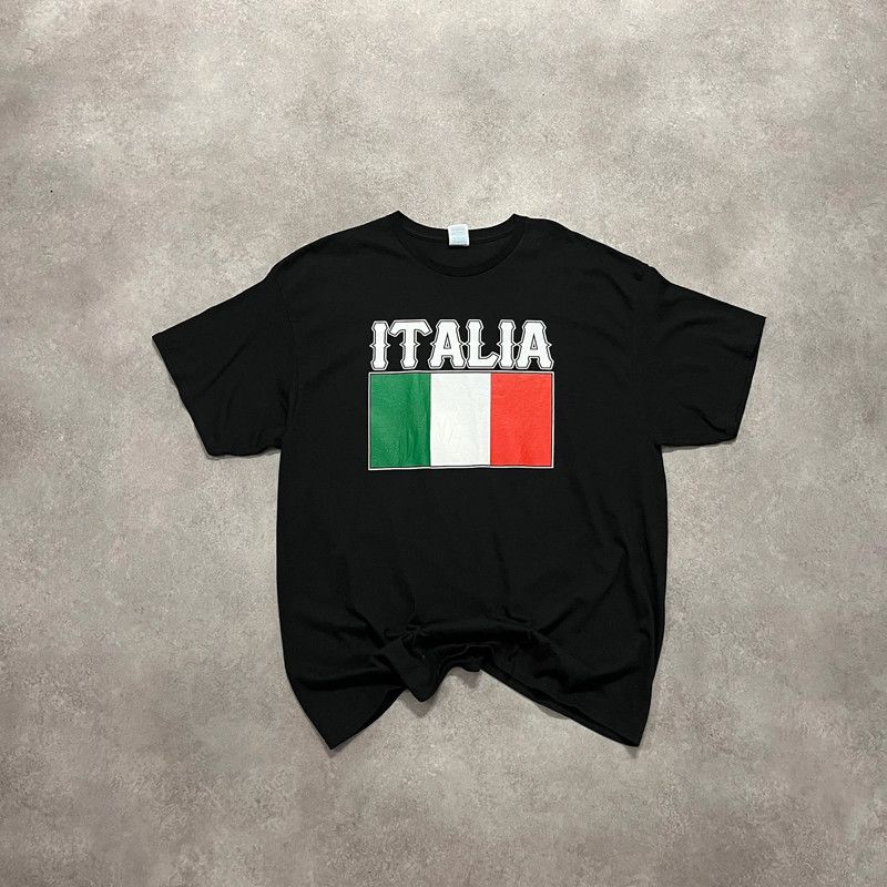 Japanese Brand Vintage Italia Flag Spellout T-Shirt Retro Y2K Baggy Italy Size US XXL / EU 58 / 5 - 1 Thumbnail