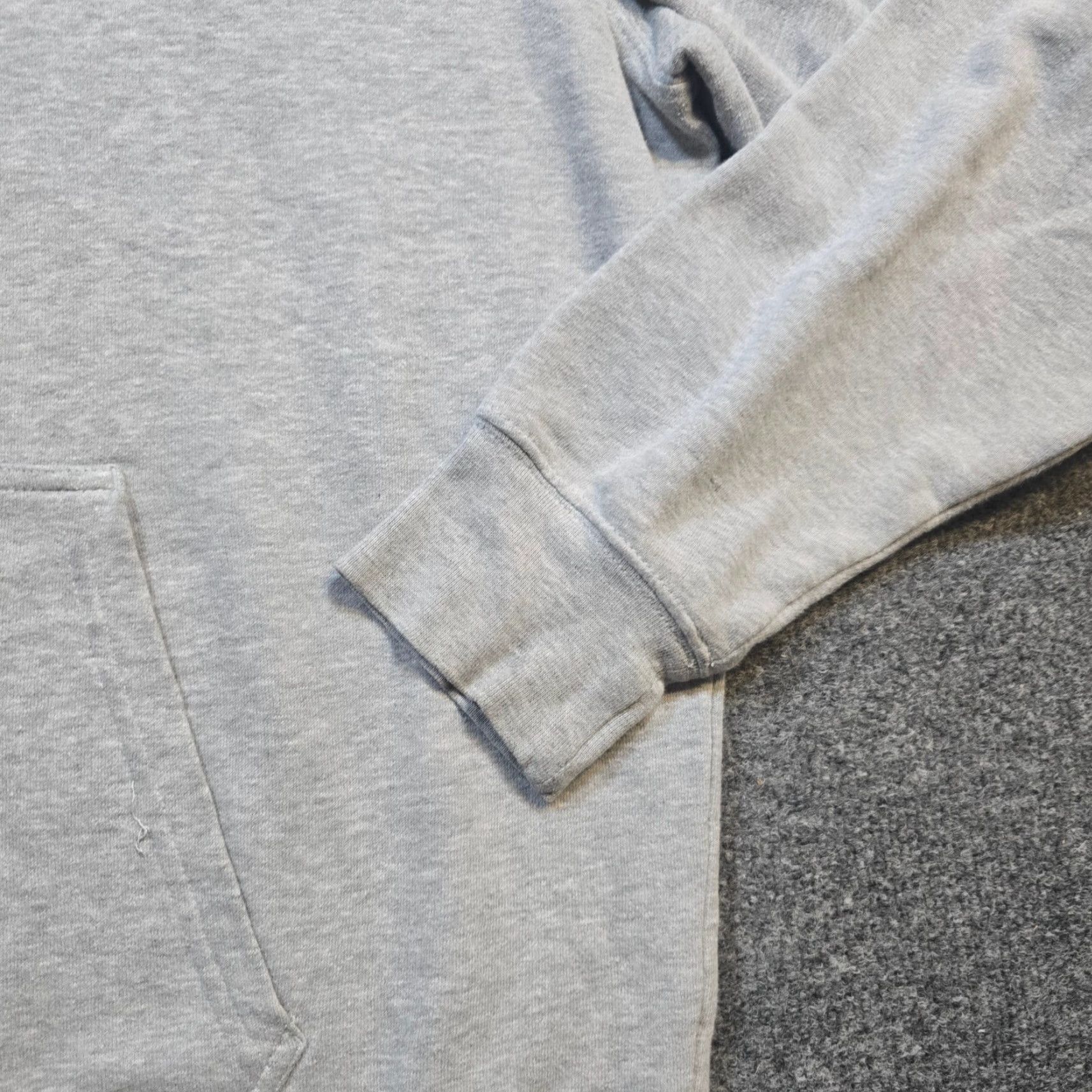 The North Face The North Face Hoodie Mens XL Gray Embroidered Logo Pocket Long Sleeve Casual Size US XL / EU 56 / 4 - 6 Thumbnail