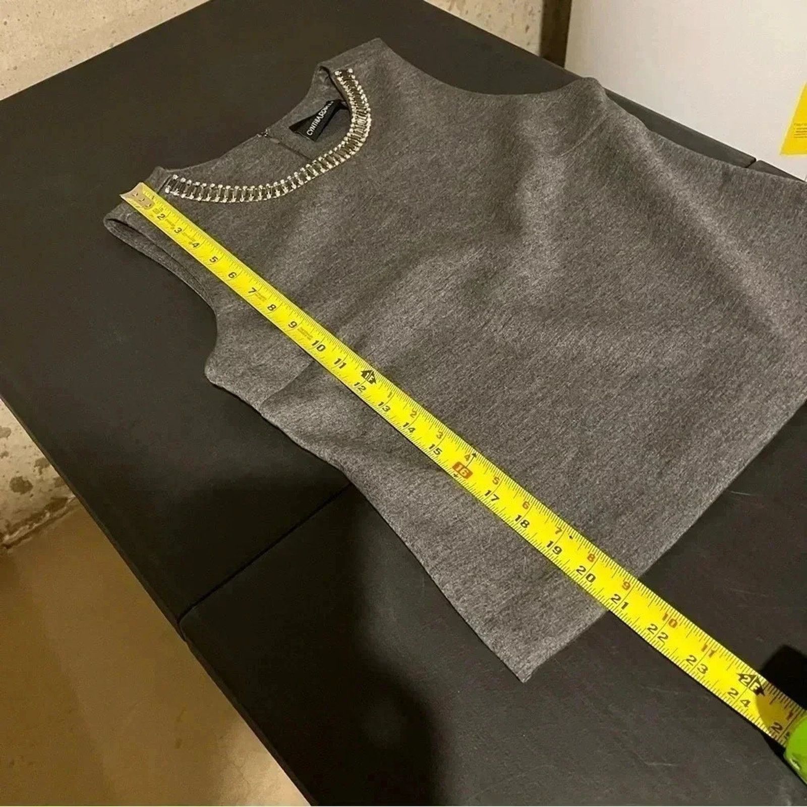 Cynthia Rowley Cynthia Rowley Grey Knit Jeweled Neck Tank Top Size M Size M / US 6-8 / IT 42-44 - 8 Thumbnail