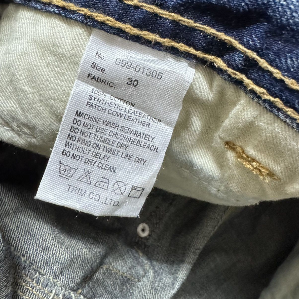 Japanese Brand ARMY OF NO Leather Trimm Denim Painter Jeans Studded Size US 30 / EU 46 - 14 Thumbnail